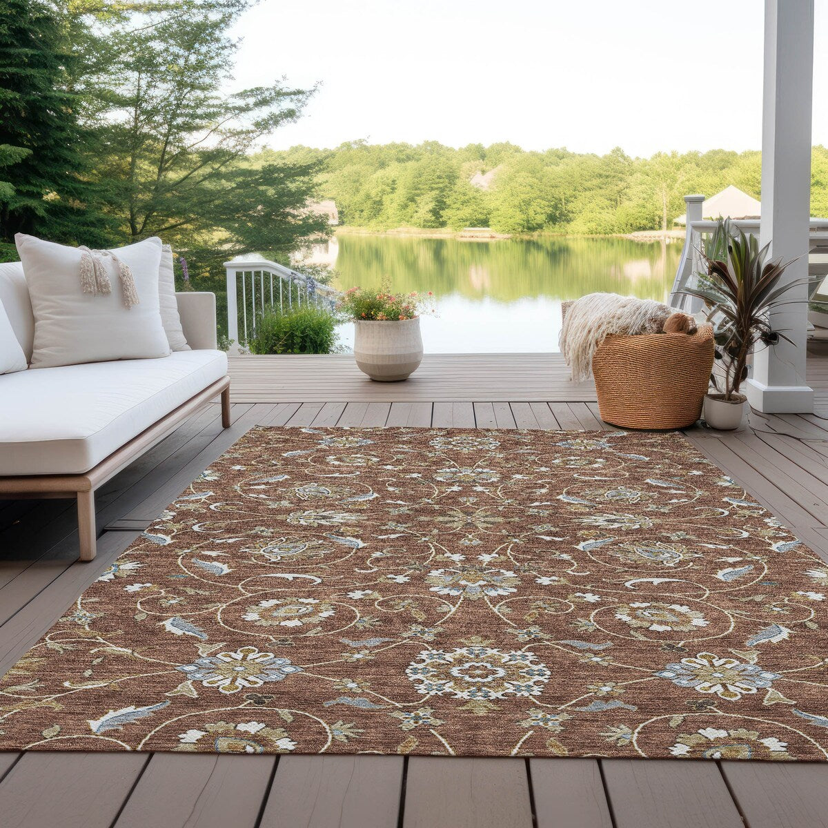 Machine Washable Indoor/ Outdoor Traditional KashanChantille Rug