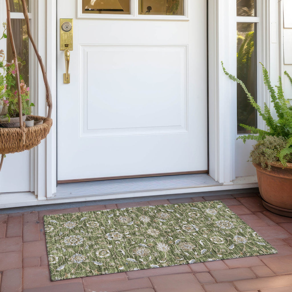 Machine Washable Indoor/ Outdoor Traditional KashanChantille Rug