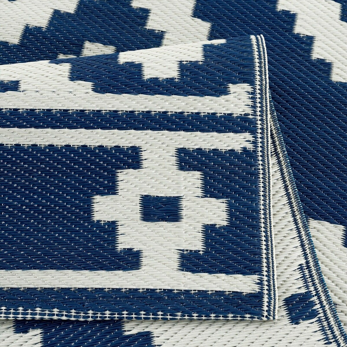 Milan Design 100% Eco-friendly Lightweight Plastic Outdoor Mat/Rug