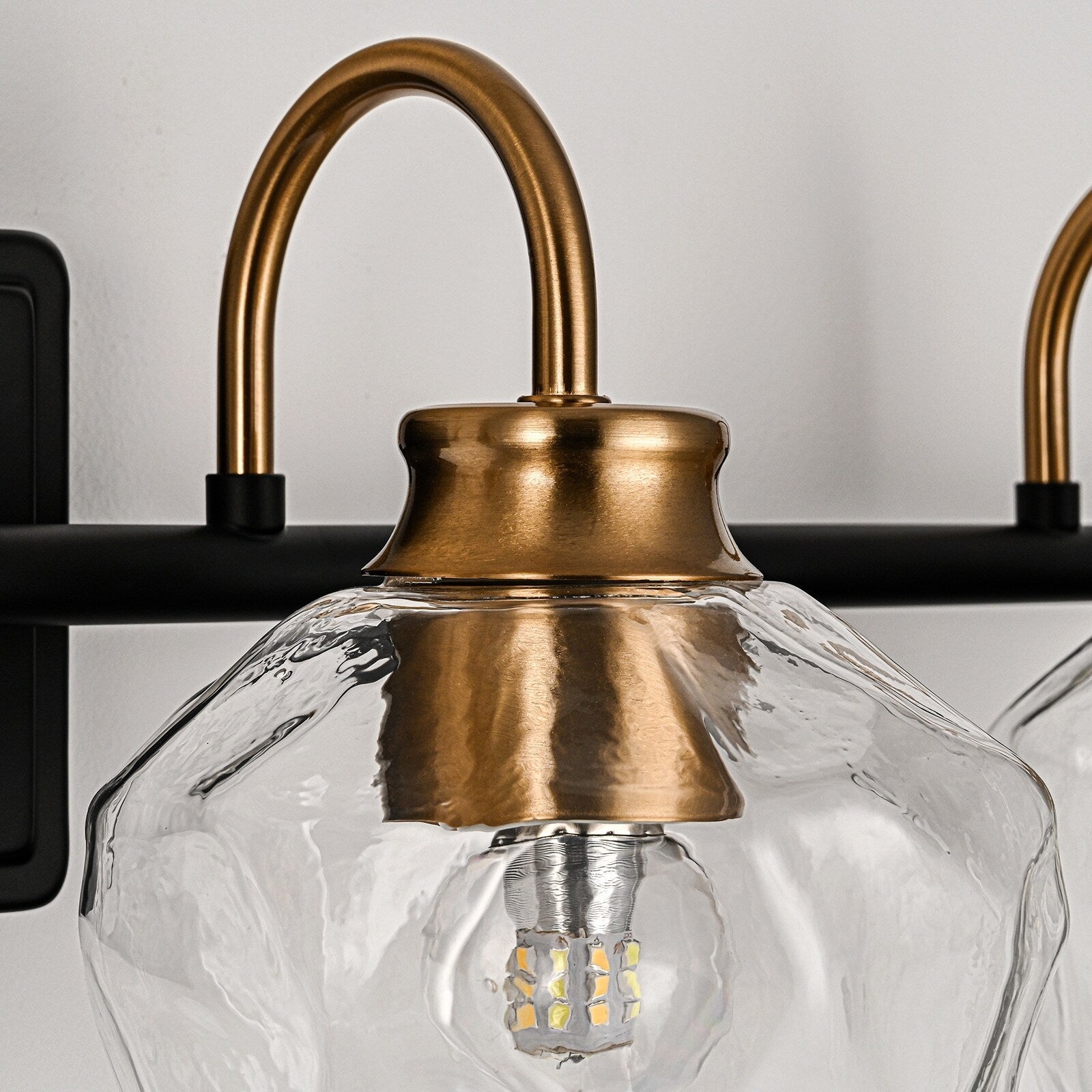 Modern 3/4-lights Bathroom Dimmable Vanity Lights Wall Sconces with Glass Shade