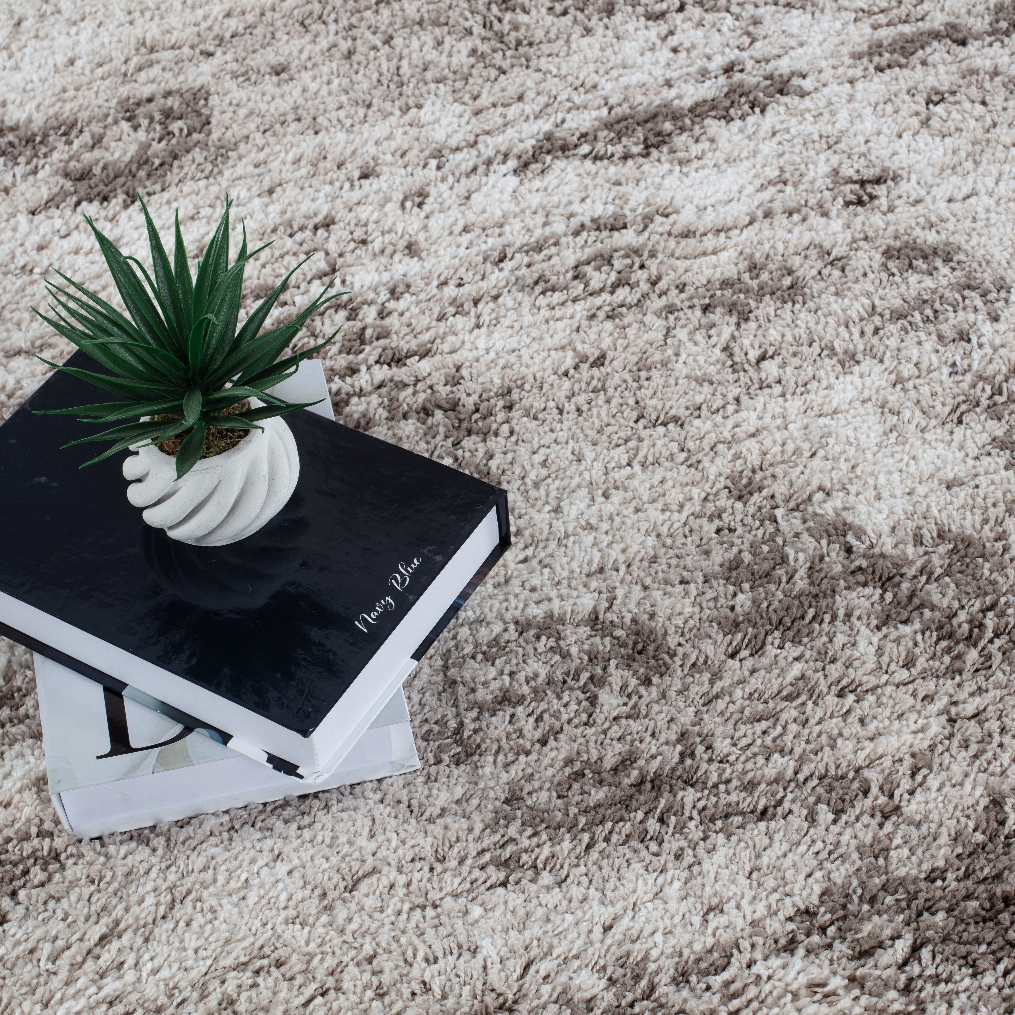 Noori Rug Lux Madison Abstract 2-Inch Shag Area Rug