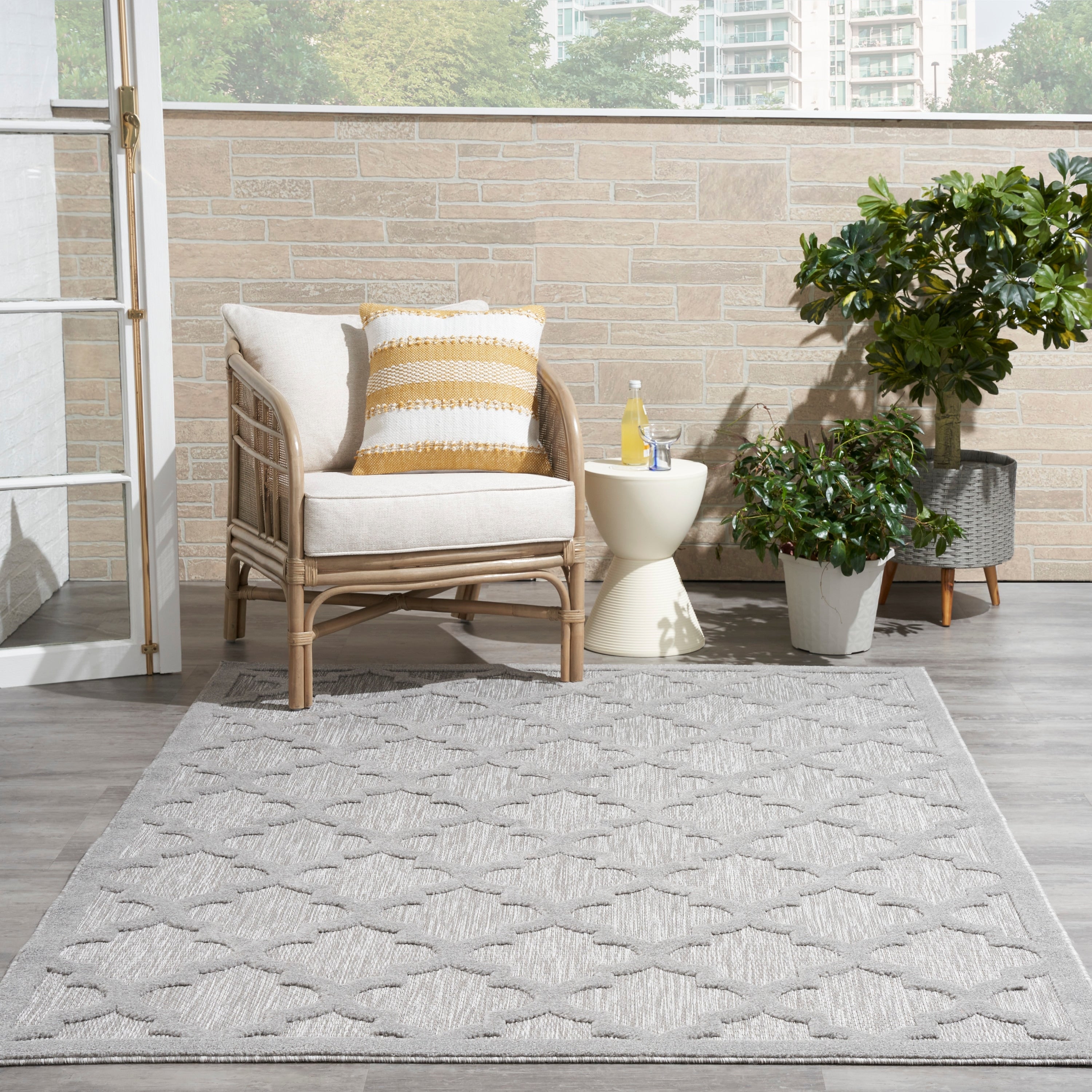 Nourison Easy Care Indoor/Outdoor Moroccan Trellis Area Rug