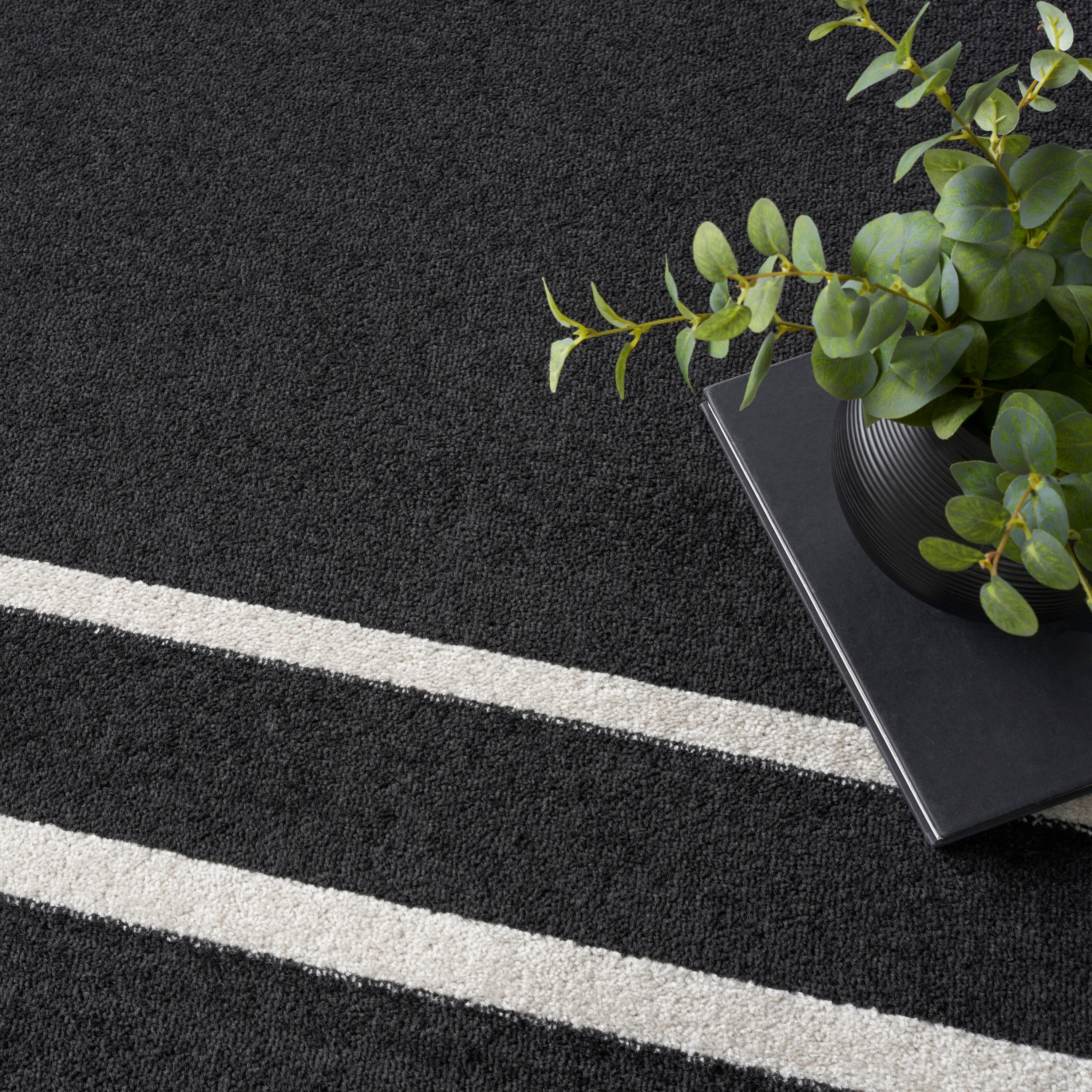 Nourison Essentials Indoor/Outdoor Solid Area Rug