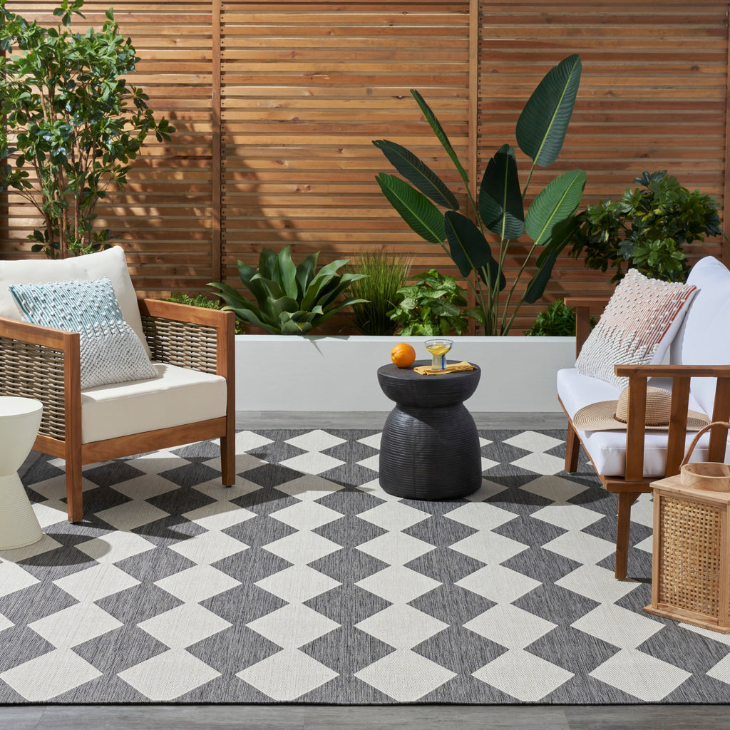 Nourison Positano Indoor/Outdoor Geometric Area Rug