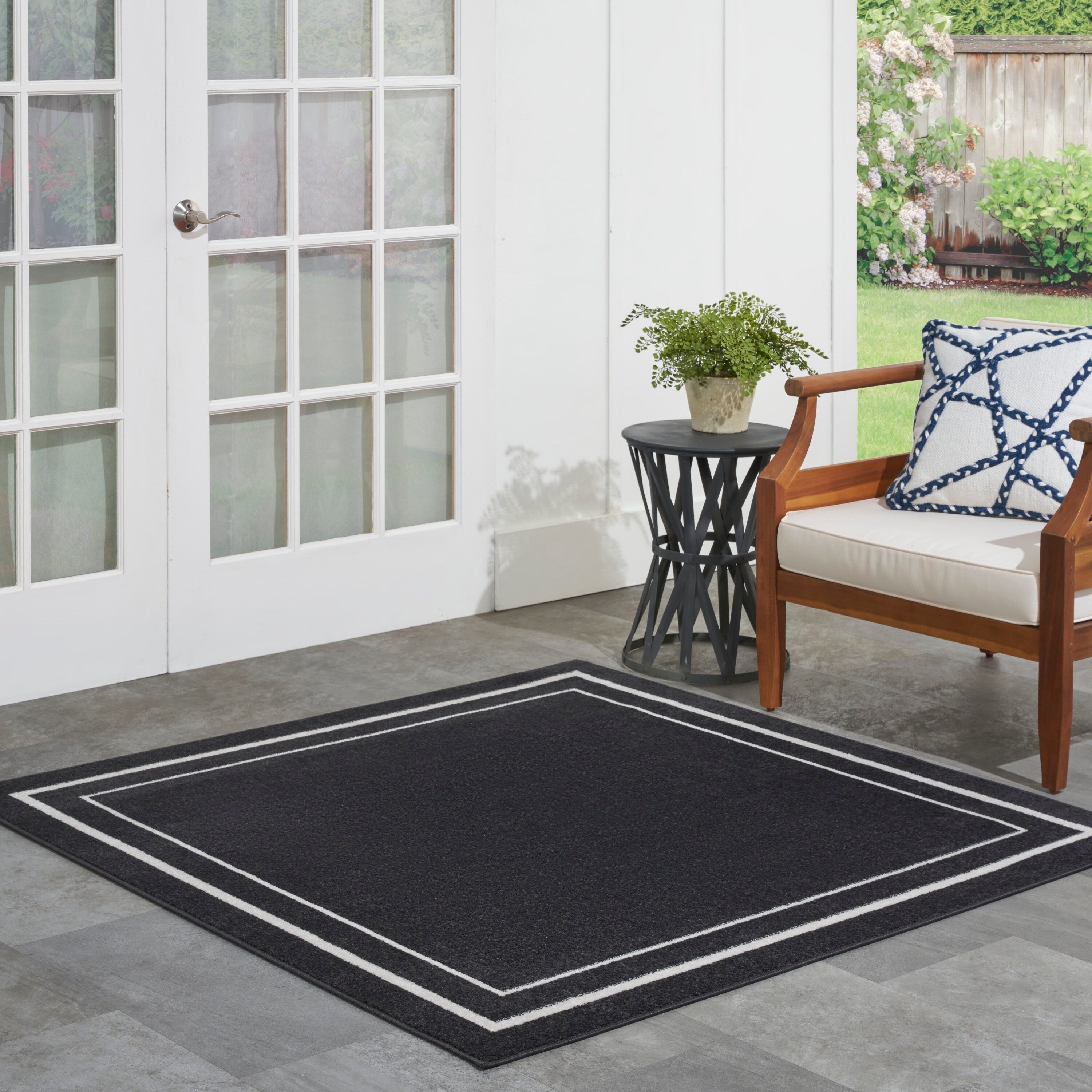 Nourison Sandy Indoor / Outdoor Solid Area Rug