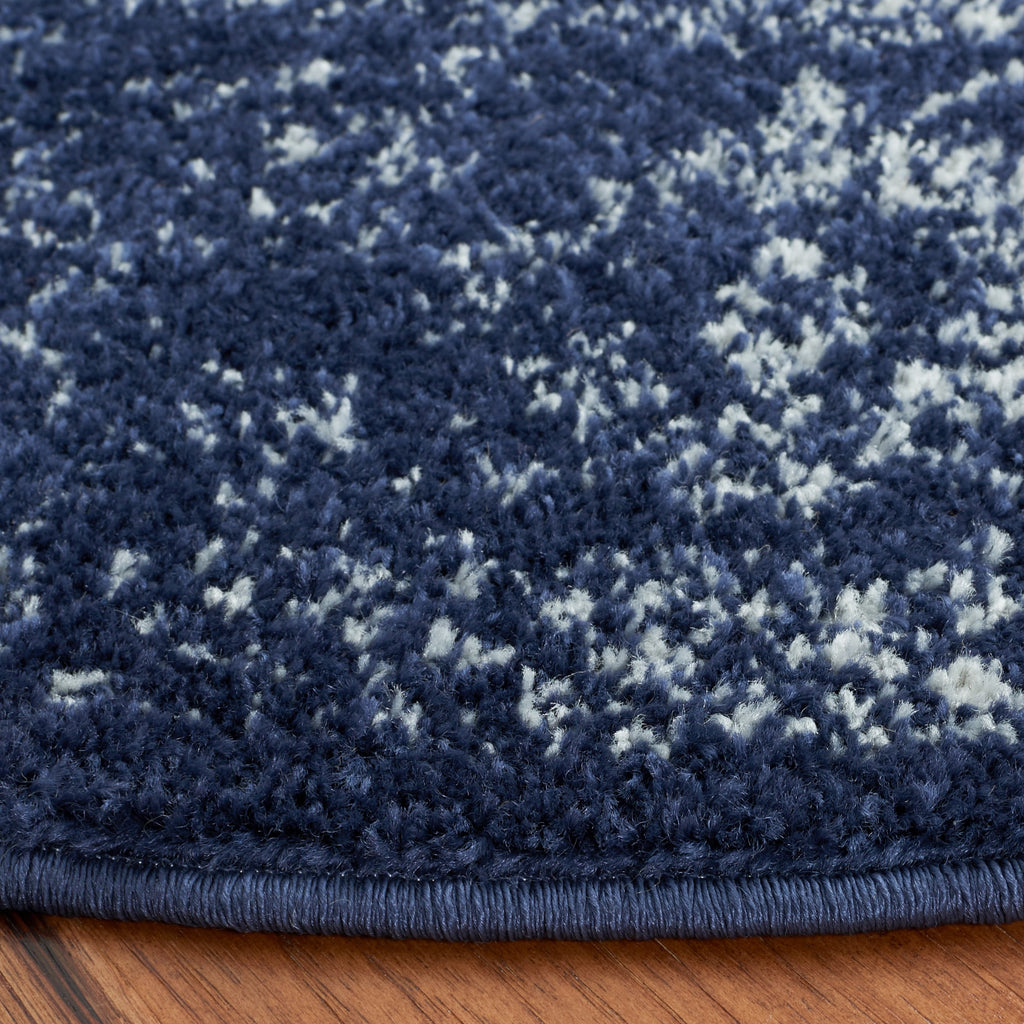 SAFAVIEH Adirondack Riin Rustic Shabby Chic Distressed Rug