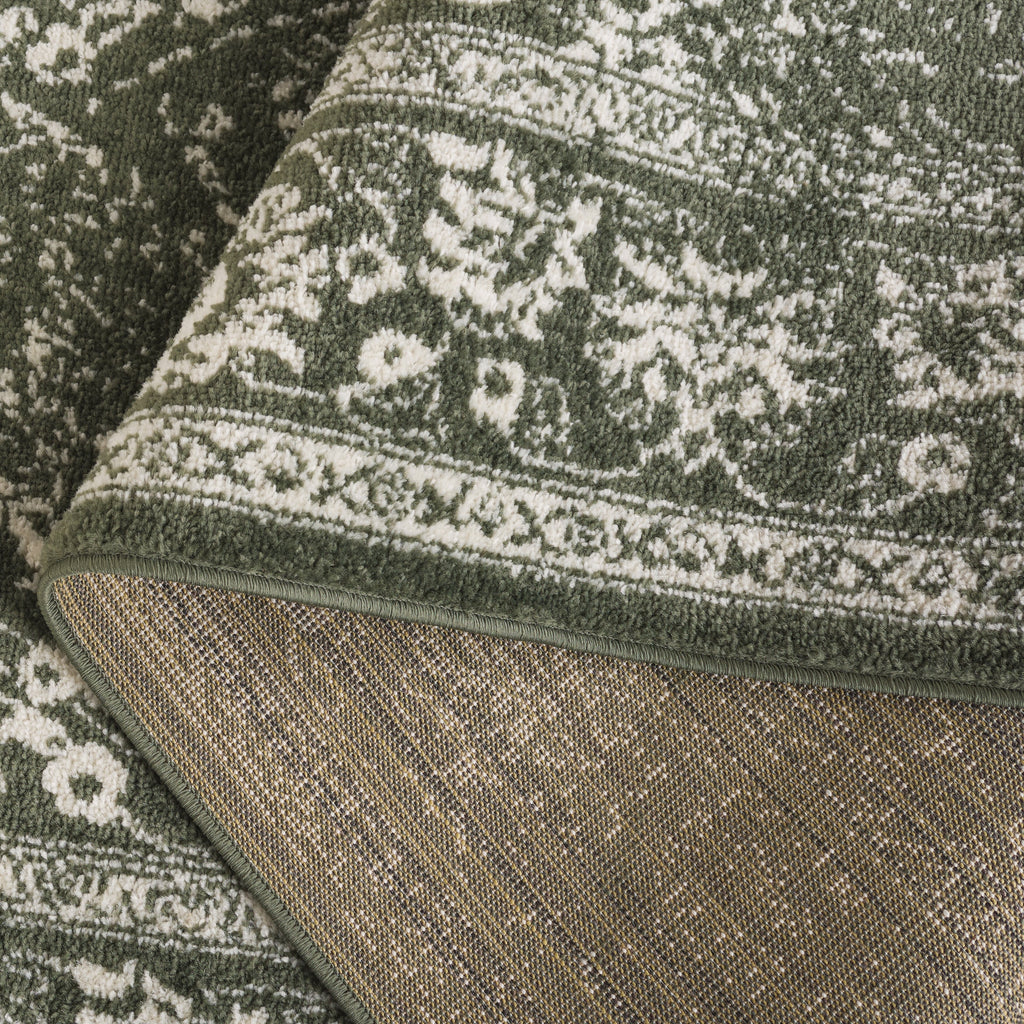 SAFAVIEH Adirondack Riin Rustic Shabby Chic Distressed Rug