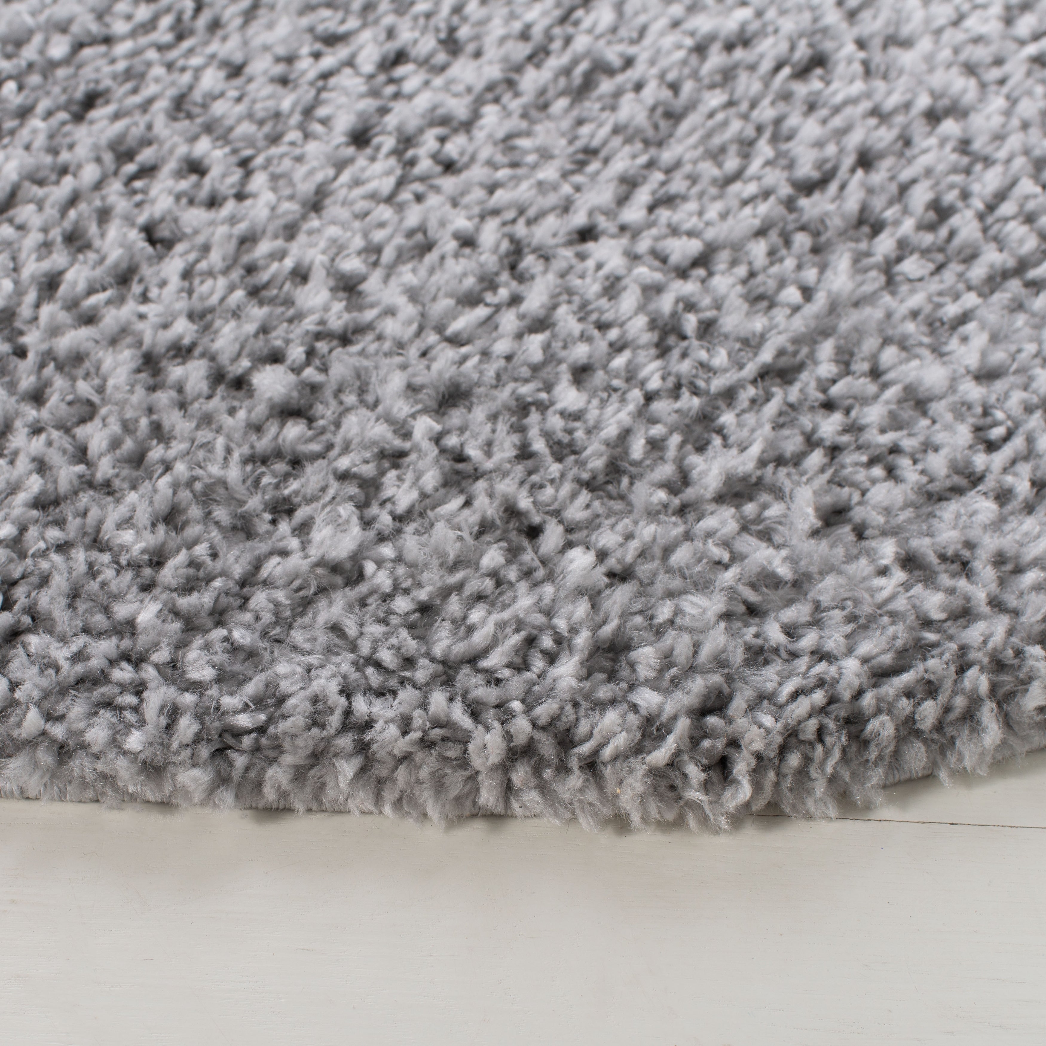 SAFAVIEH August Wilhelma Shag Solid 1.2-inch Thick Area Rug