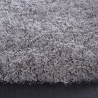 SAFAVIEH Bahija Rudina Luxe Shaggy 3 inch-thick Area Rug