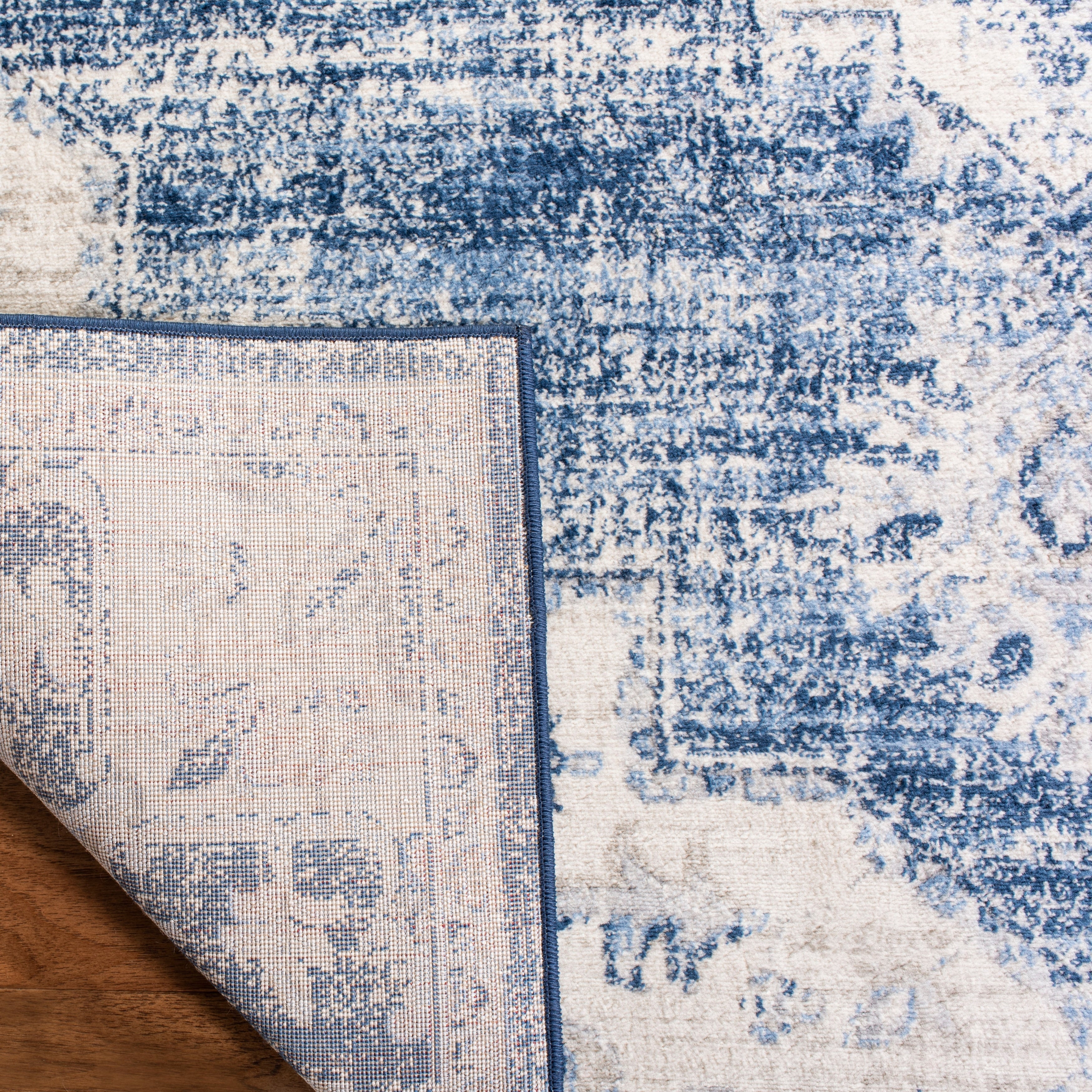 SAFAVIEH Brentwood Vassiliki Traditional Oriental Medallion Rug