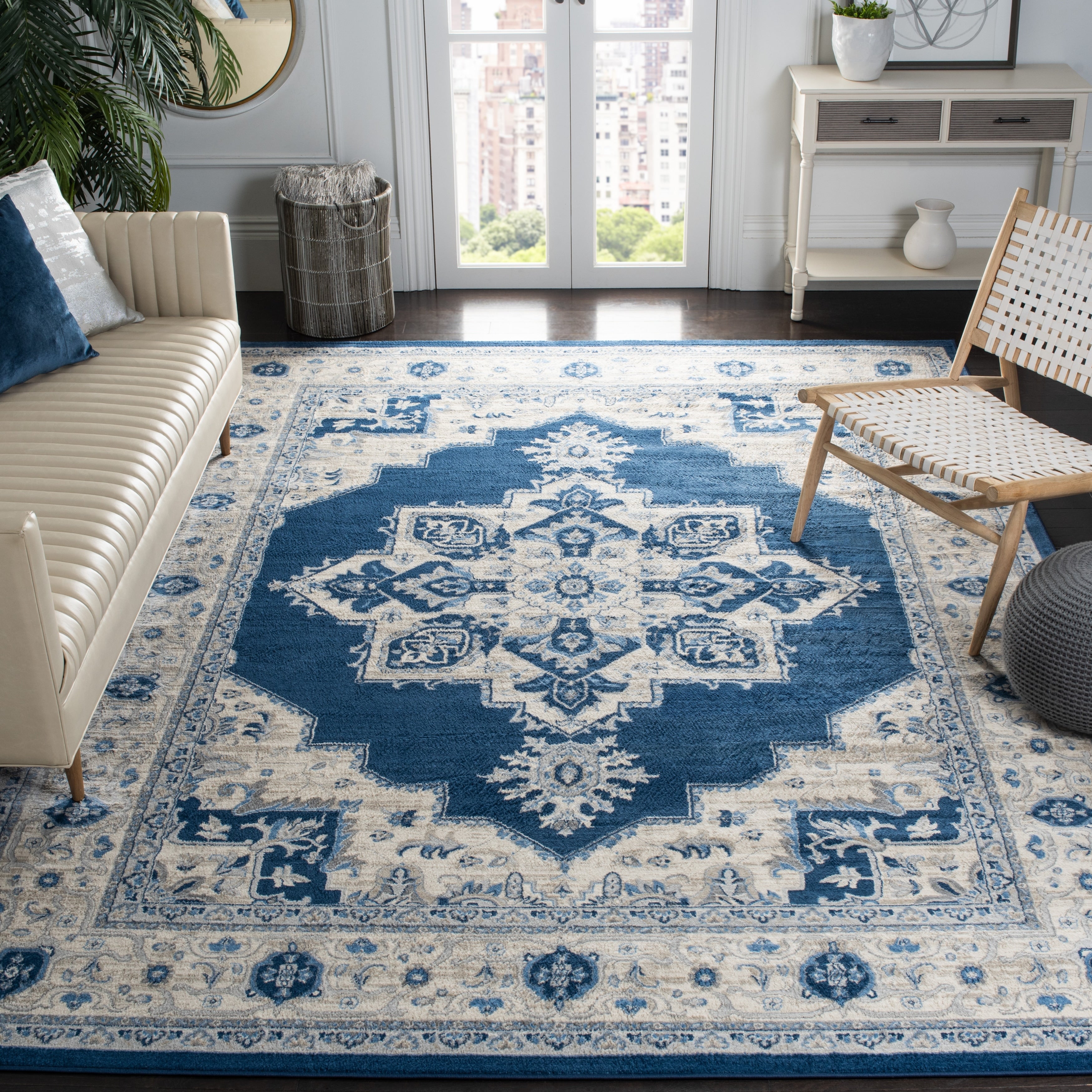 SAFAVIEH Brentwood Vassiliki Traditional Oriental Medallion Rug