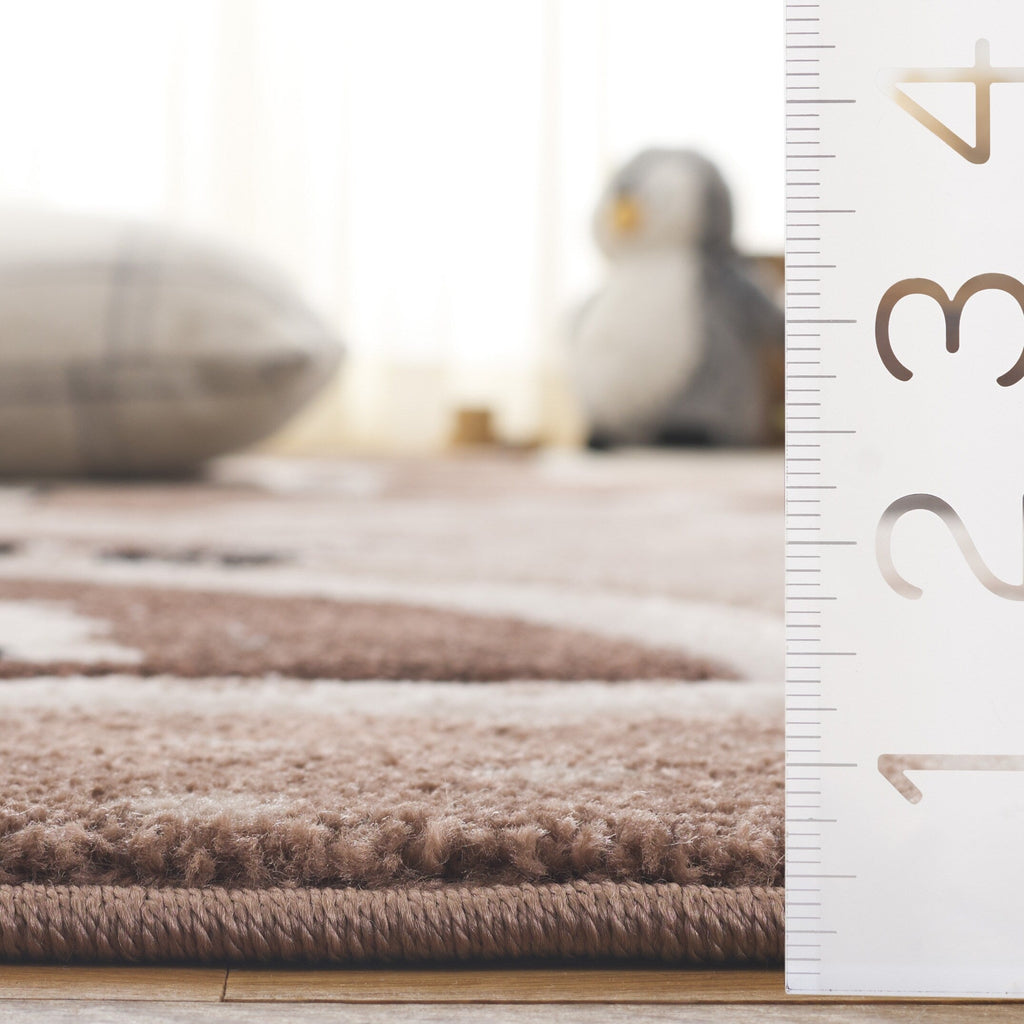 SAFAVIEH Carousel Kids Lumnie Neighborhood Rug