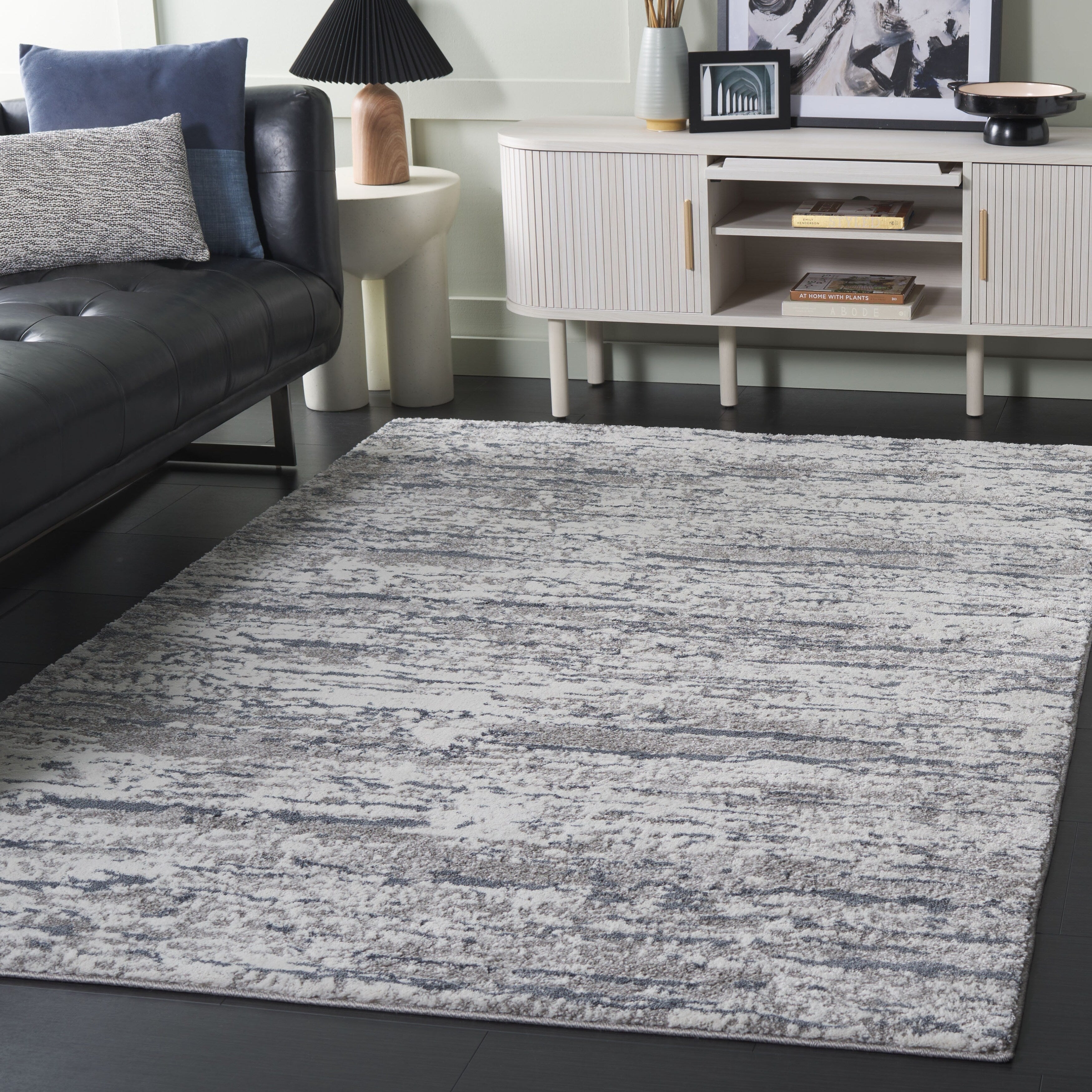 SAFAVIEH Century Chita Modern Abstract Rug