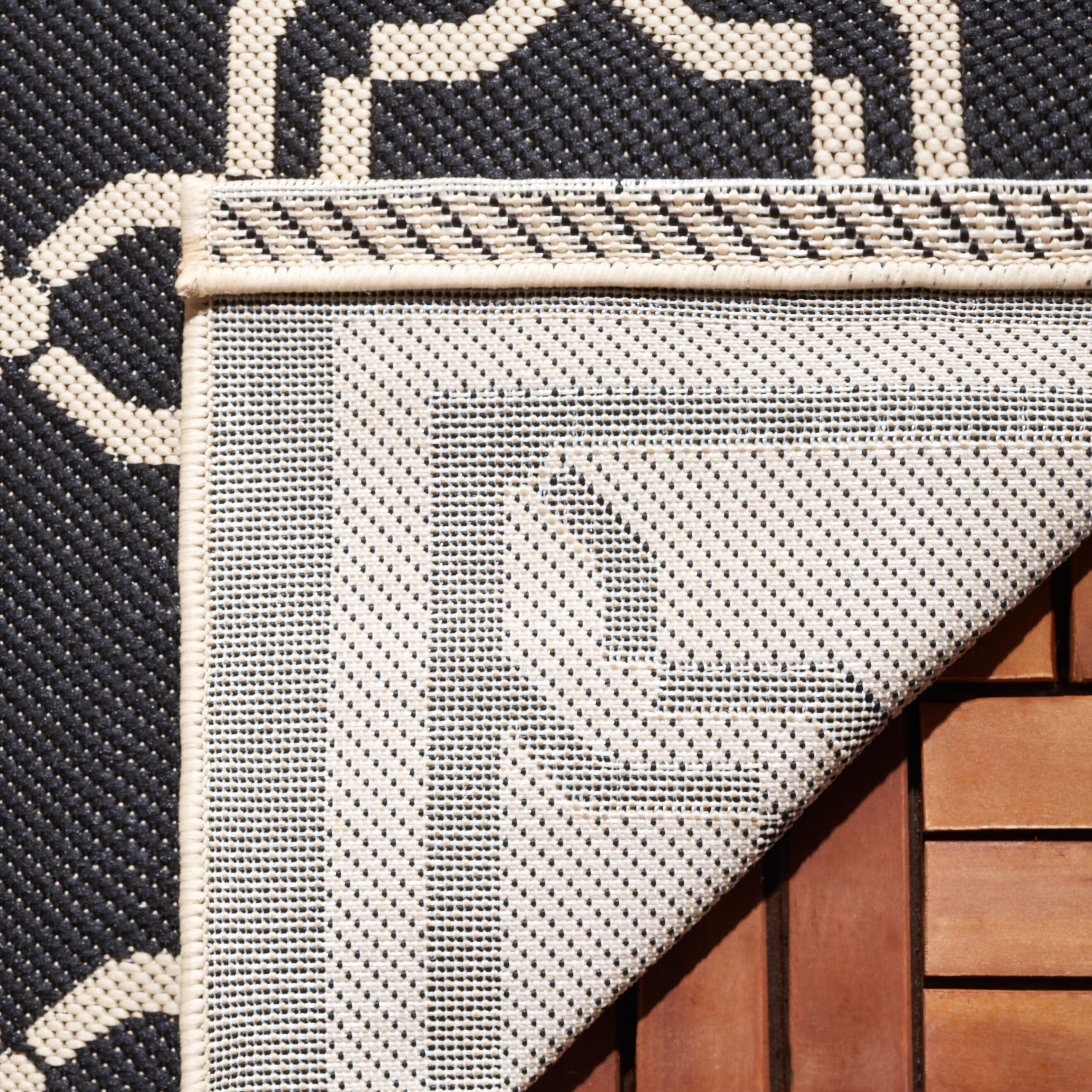 SAFAVIEH Courtyard Gulsin Indoor/ Outdoor Waterproof Patio Backyard Rug