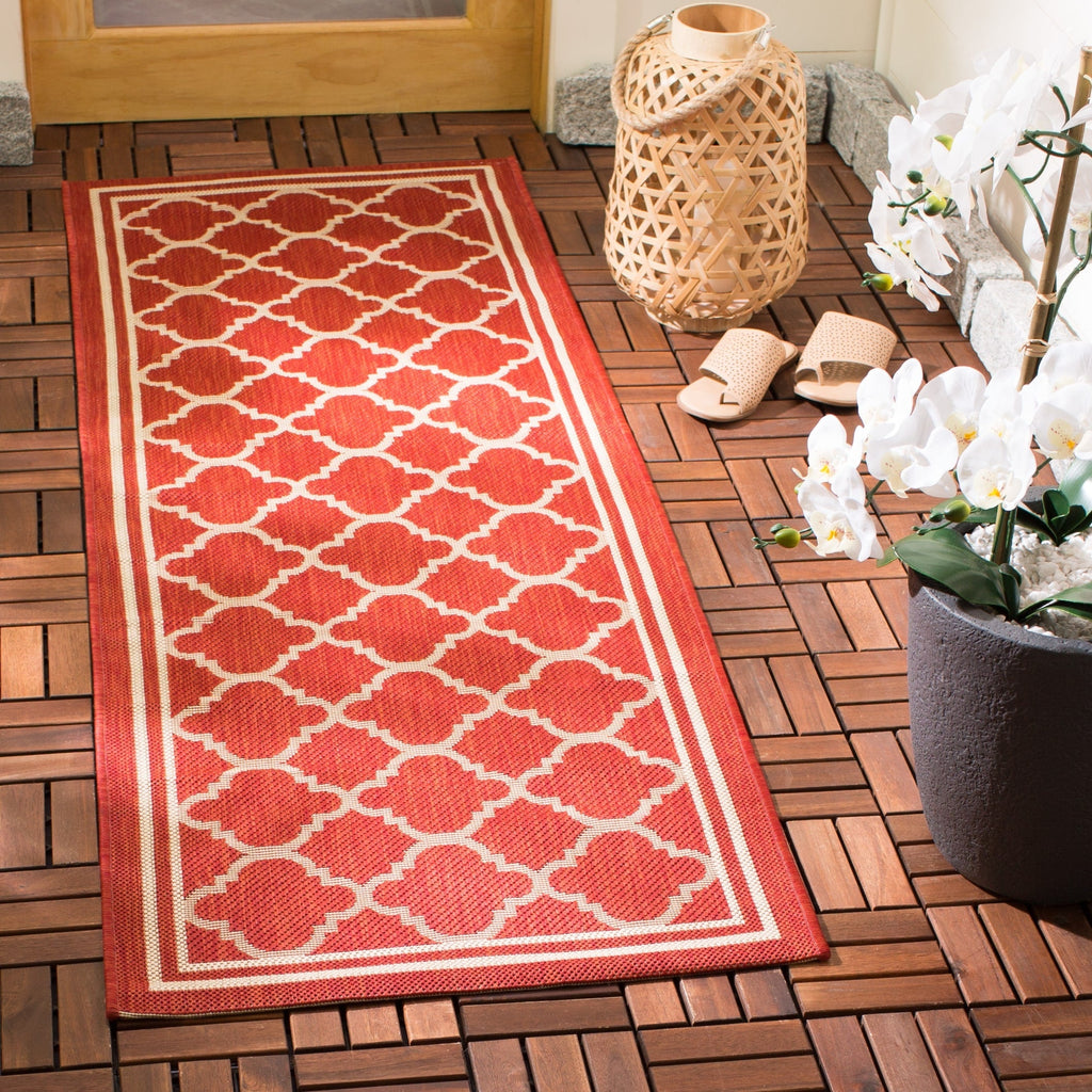 SAFAVIEH Courtyard Kristelle Indoor/ Outdoor Waterproof Patio Backyard Rug
