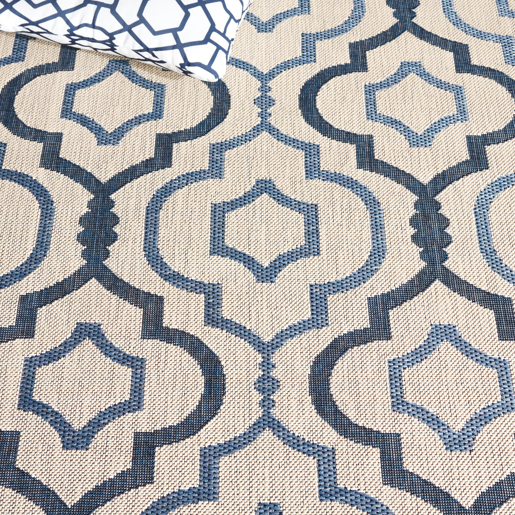 SAFAVIEH Courtyard Oyvor Indoor/ Outdoor Waterproof Patio Backyard Rug