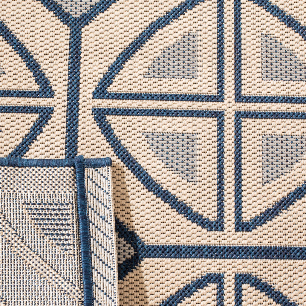 SAFAVIEH Courtyard Saundra Indoor/ Outdoor Waterproof Patio Backyard Rug