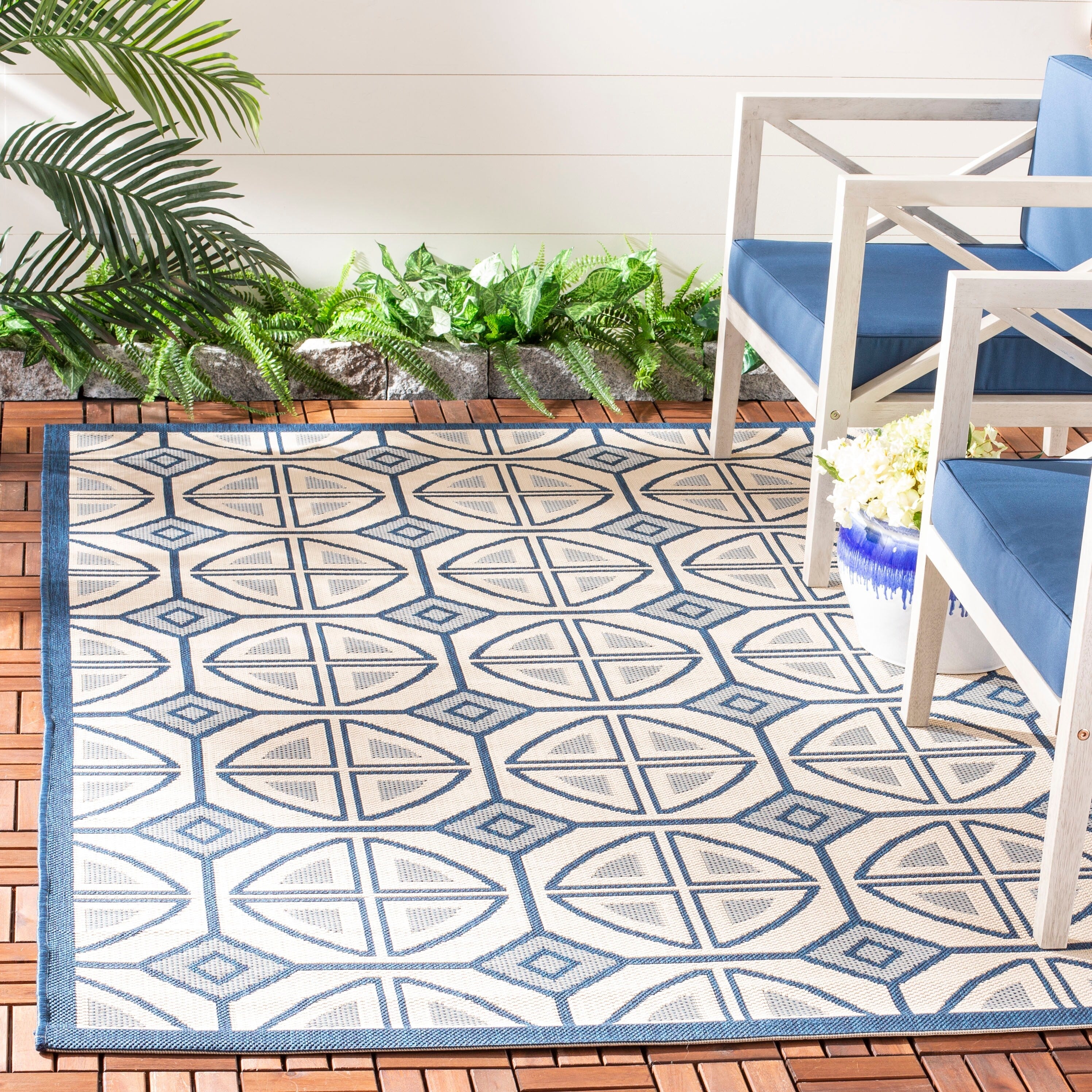 SAFAVIEH Courtyard Saundra Indoor/ Outdoor Waterproof Patio Backyard Rug