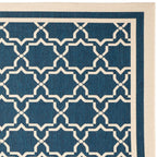 SAFAVIEH Courtyard Thomasina Indoor/ Outdoor Waterproof Patio Backyard Rug