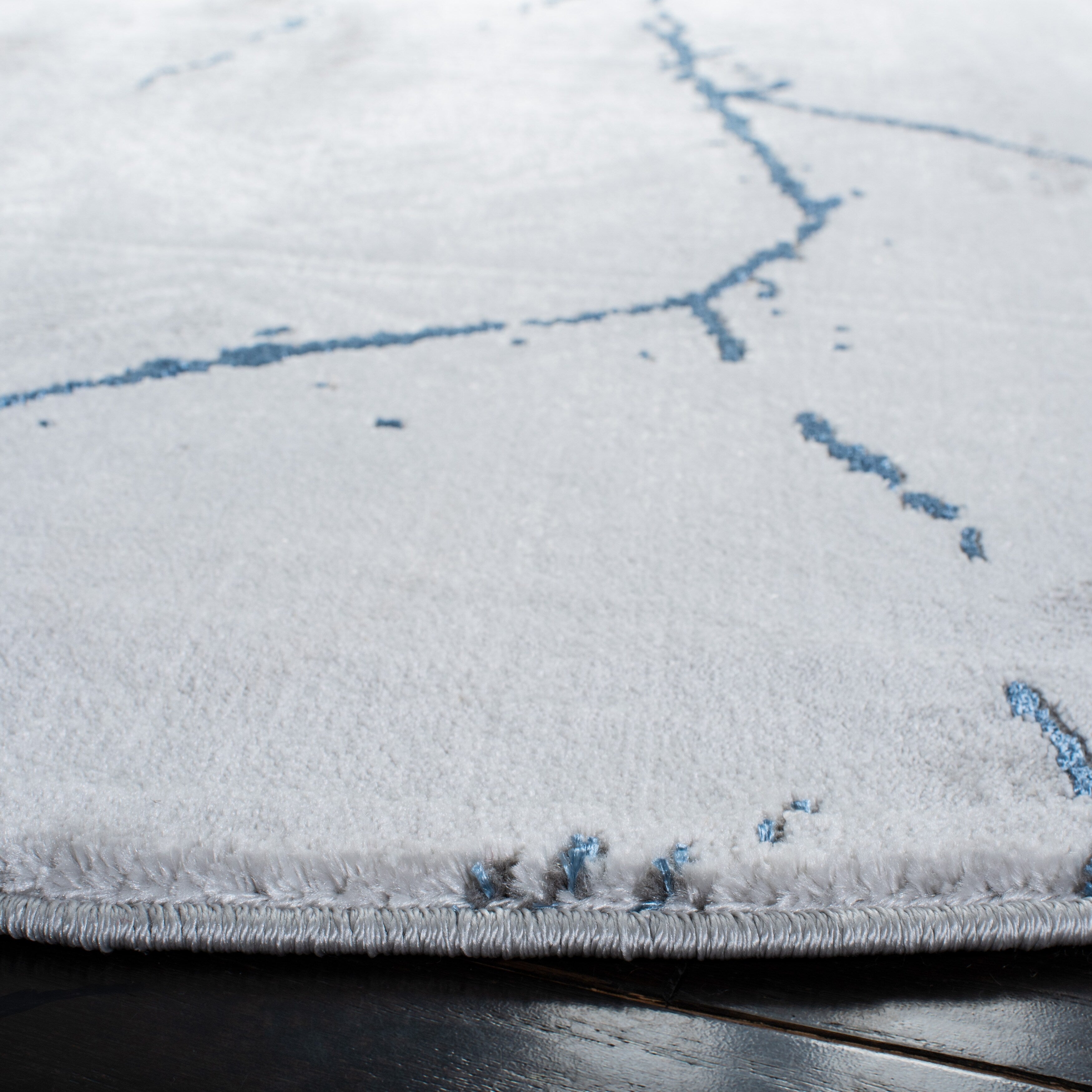 SAFAVIEH Craft Miyase Modern Abstract Rug