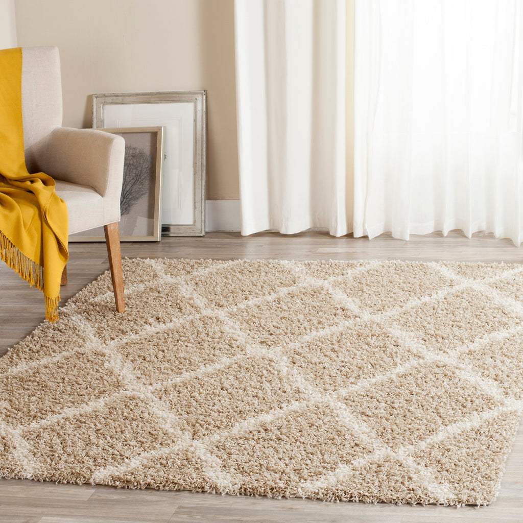 SAFAVIEH Dallas Shag Darina Trellis 1.5-inch Thick Rug