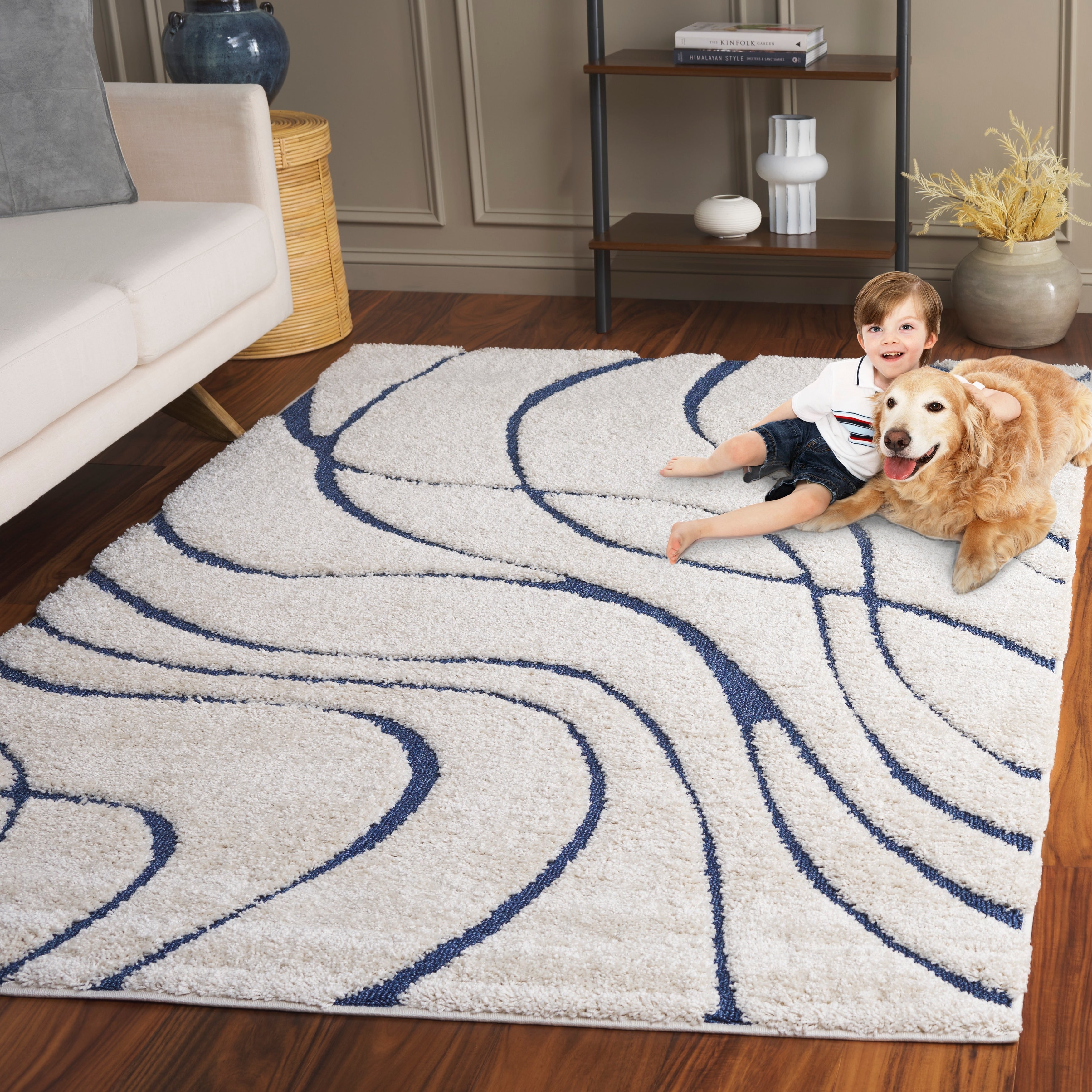 SAFAVIEH Florida Shag Staka Abstract Waves 1.2-inch Area Rug