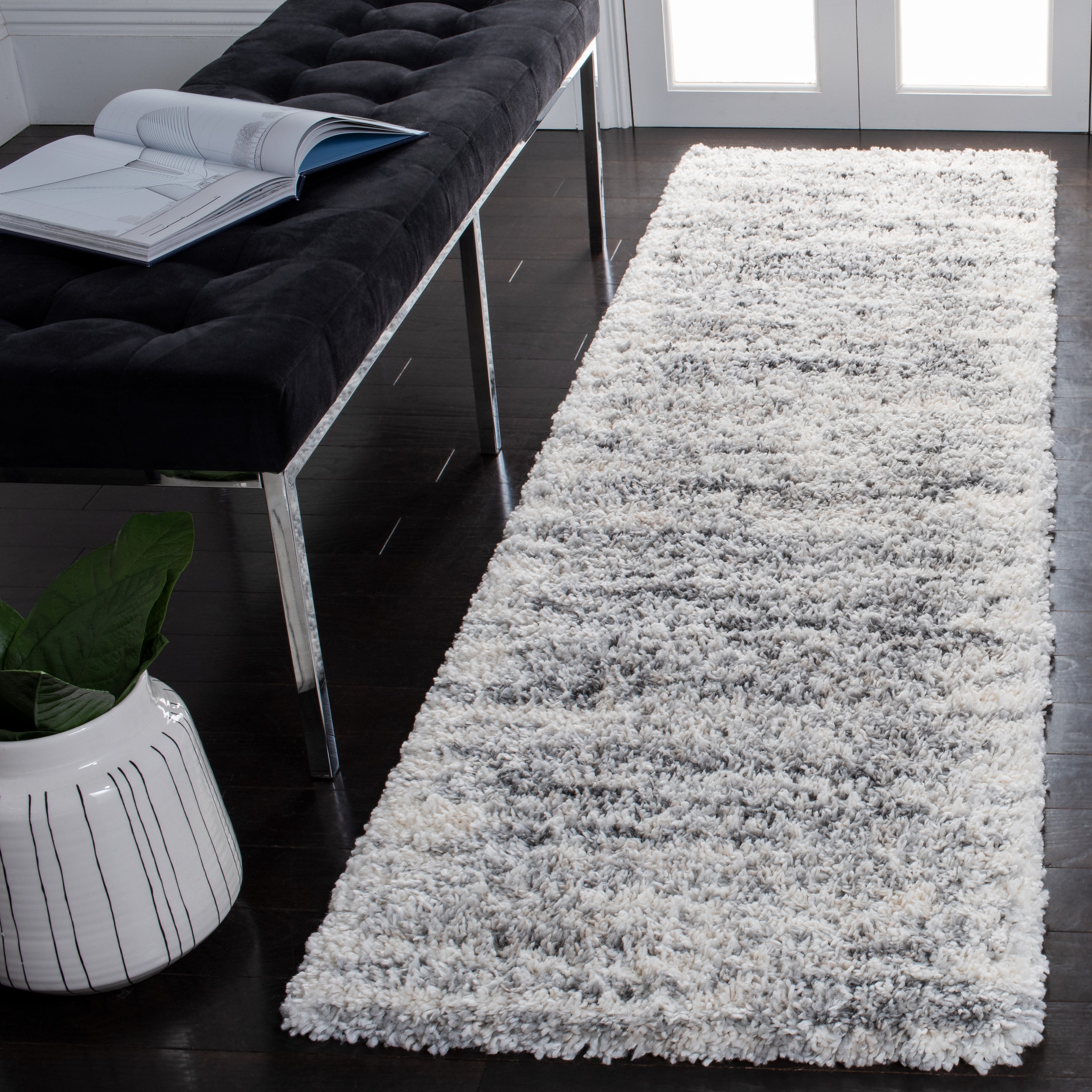 SAFAVIEH Fontana Shag Fatema Modern Abstract 2-inch Thick Rug