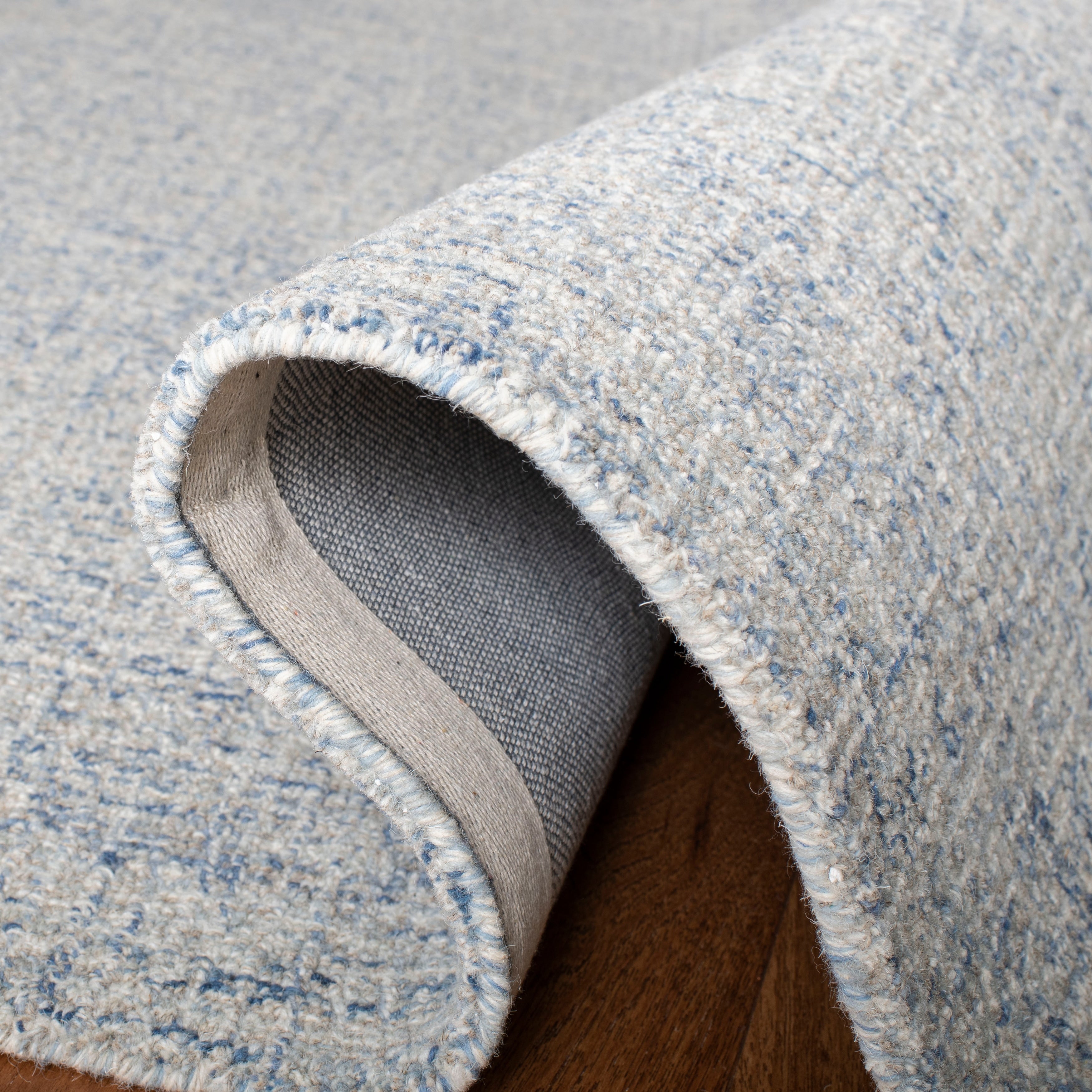 SAFAVIEH Handmade Abstract Asja Modern Wool Rug