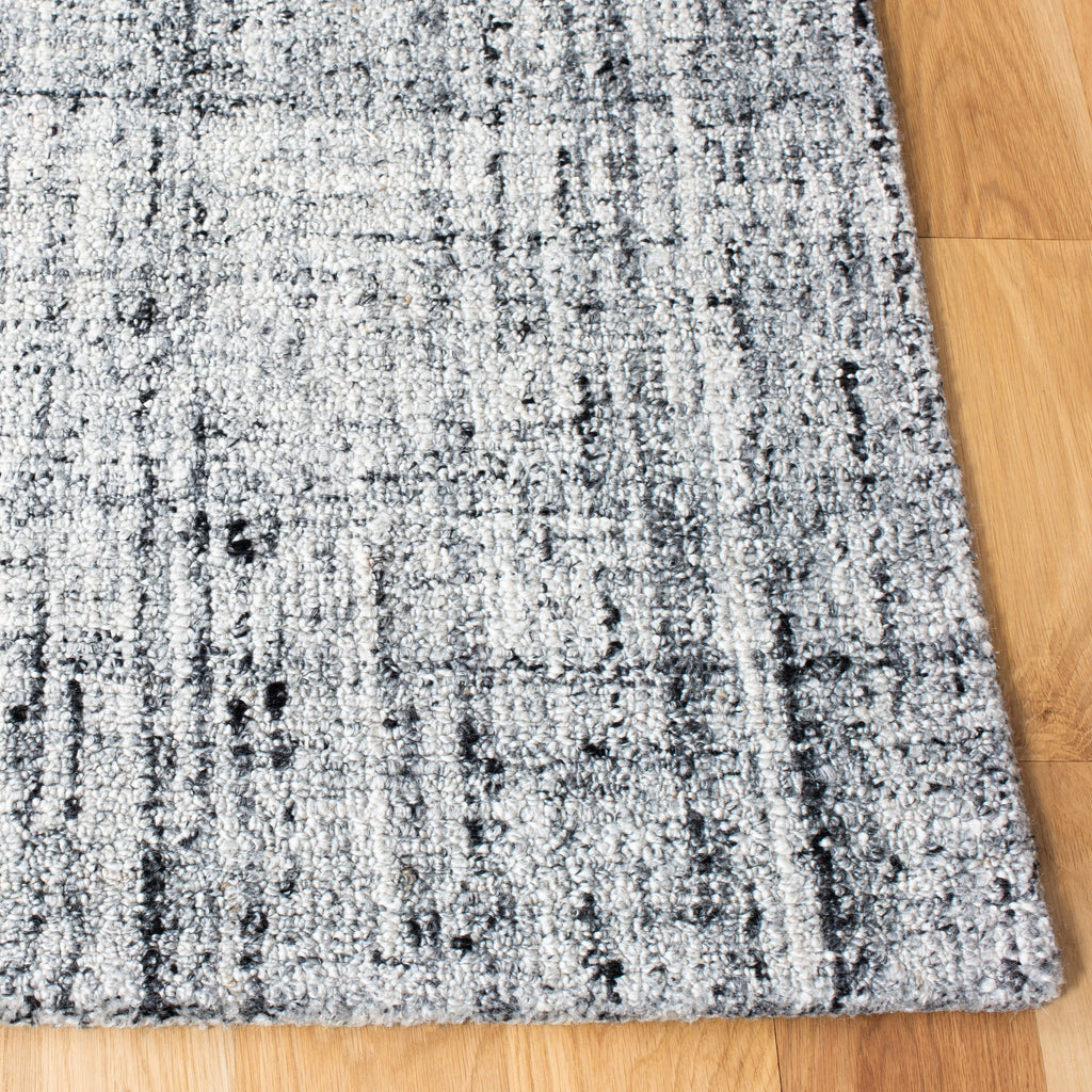 SAFAVIEH Handmade Abstract Coraly Modern Viscose Rug