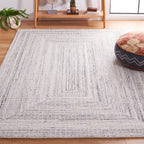 SAFAVIEH Handmade Abstract Maggy Modern Wool Rug