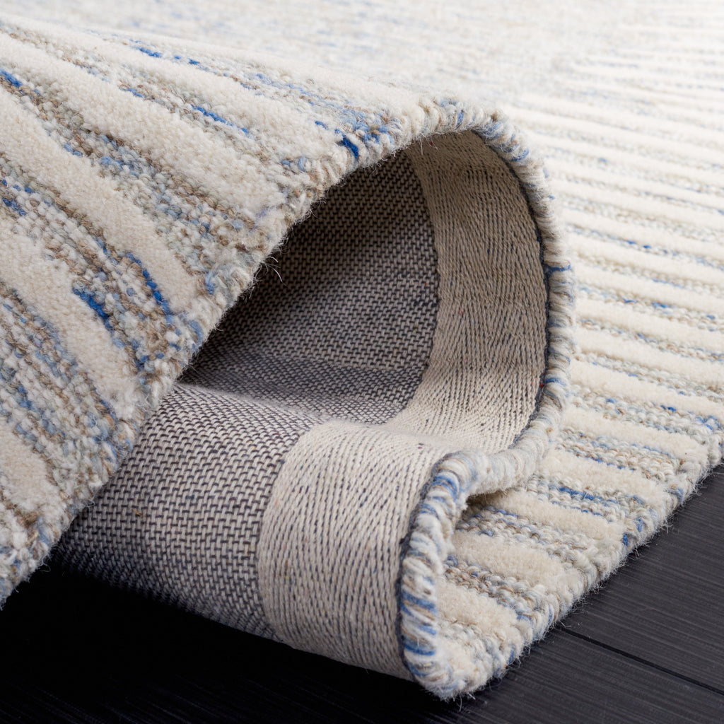 SAFAVIEH Handmade Abstract Sofoula Modern Wool Rug