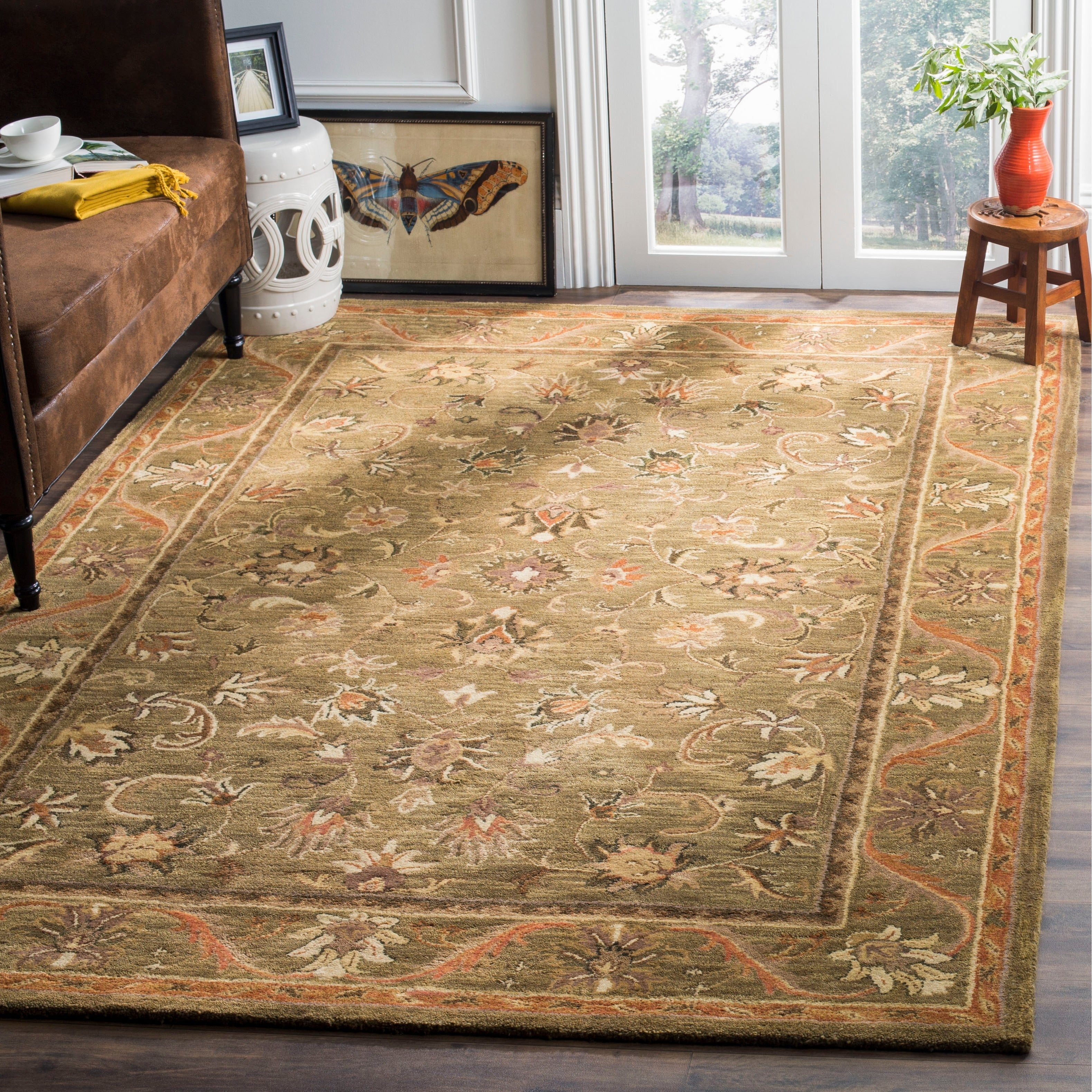 SAFAVIEH Handmade Antiquity Talvikki Traditional Oriental Wool Rug