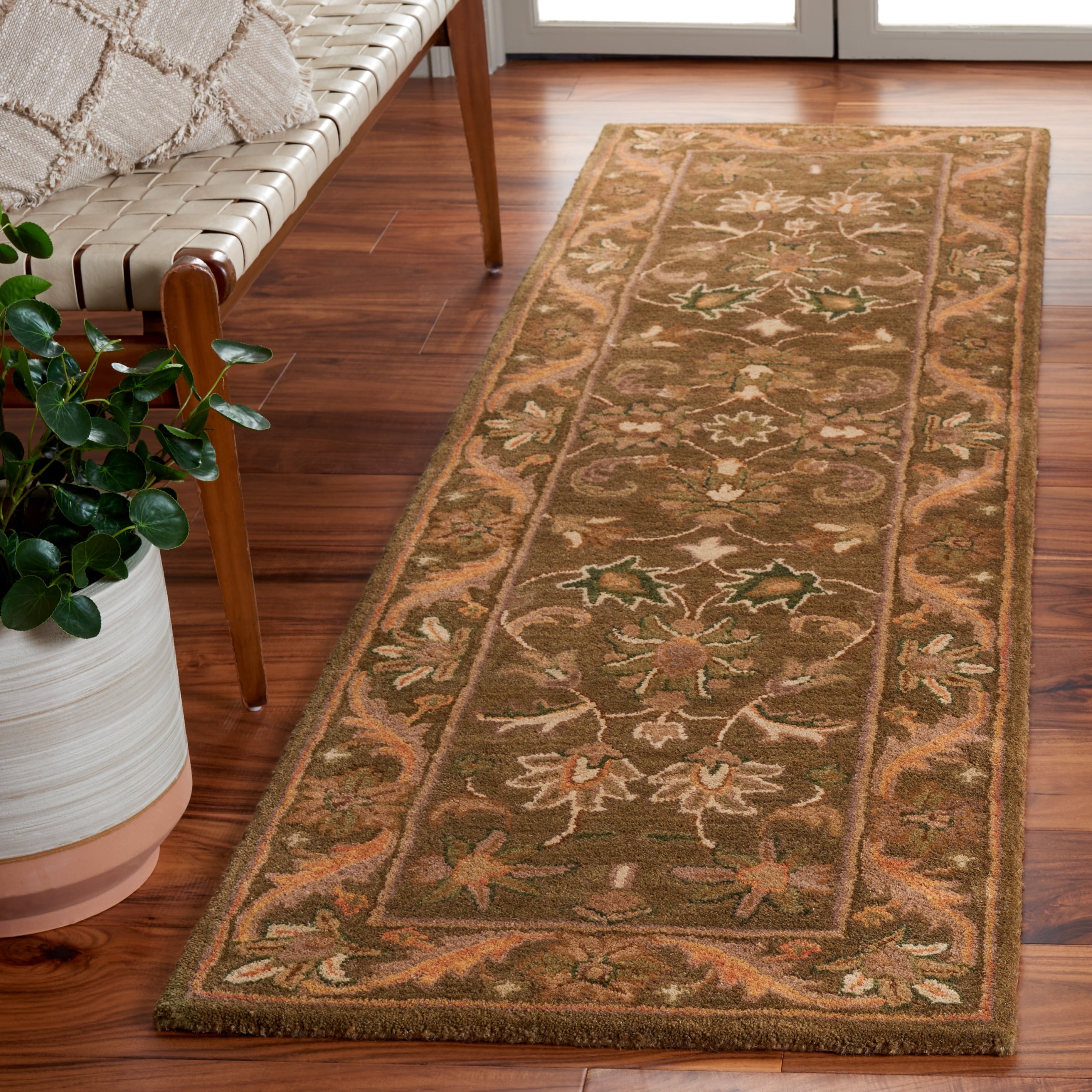 SAFAVIEH Handmade Antiquity Talvikki Traditional Oriental Wool Rug