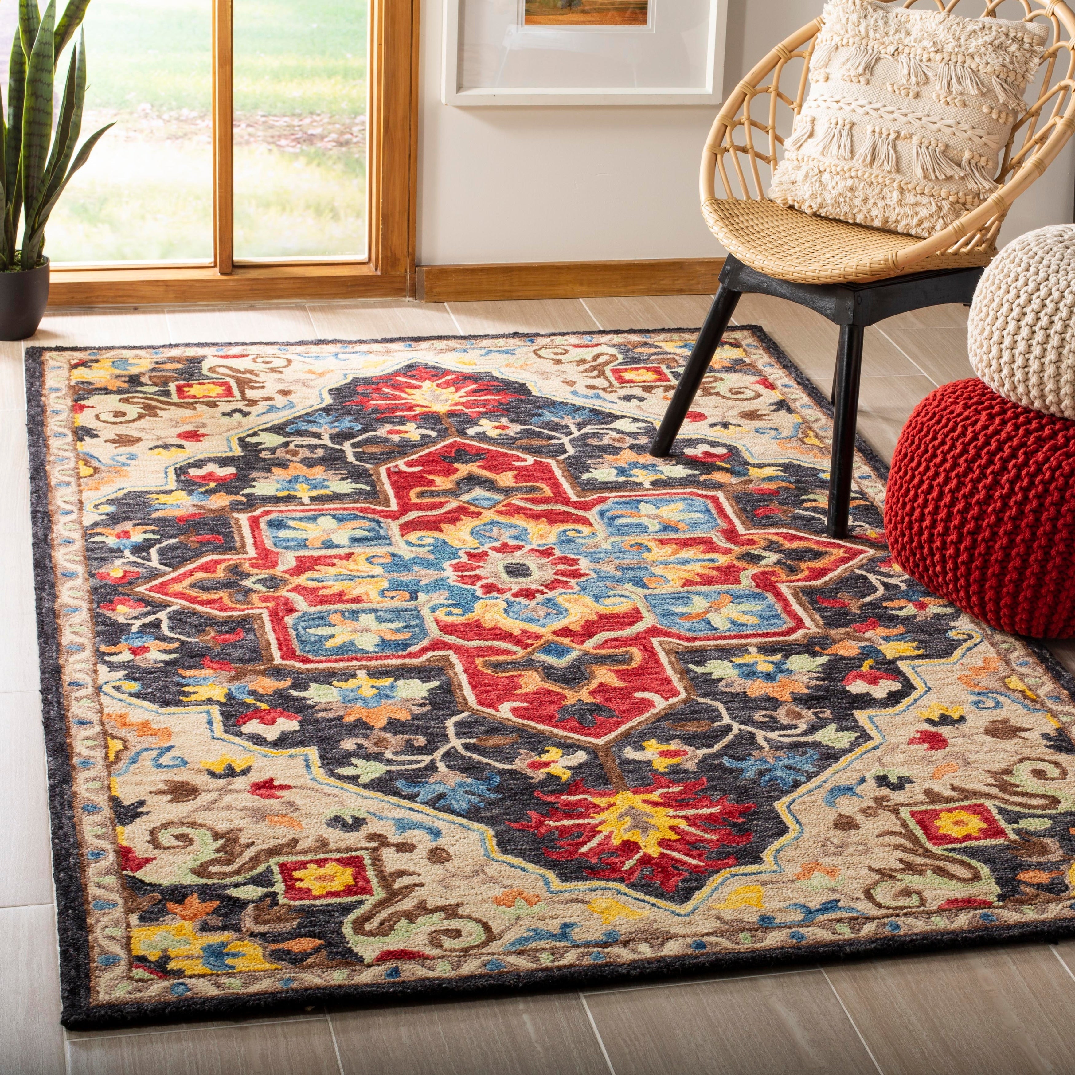 SAFAVIEH Handmade Aspen Rosmarie Boho Tribal Wool Rug