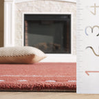 SAFAVIEH Handmade Bella Mitana Dotted Border Wool Rug