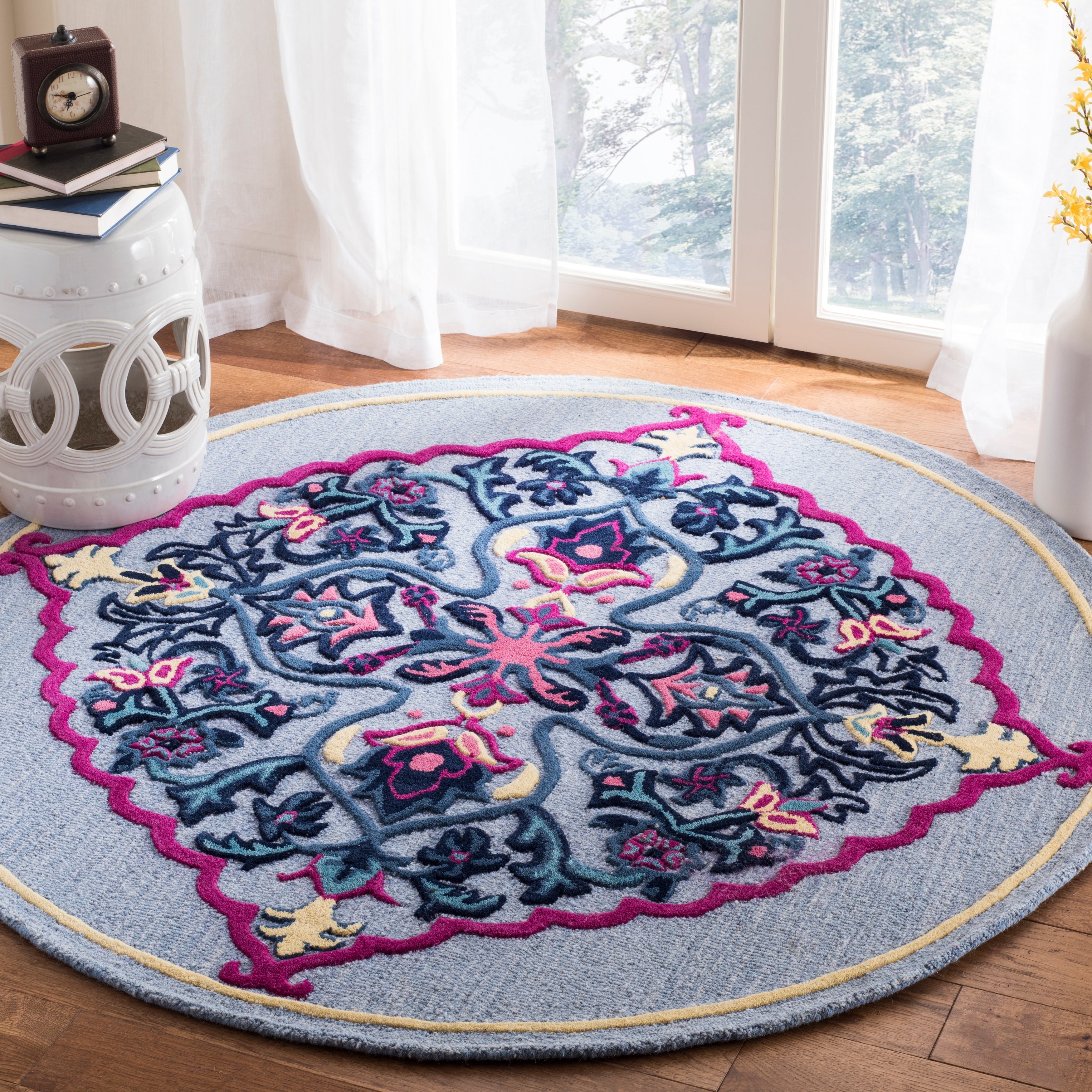 SAFAVIEH Handmade Bellagio Cailin Medallion Wool Rug