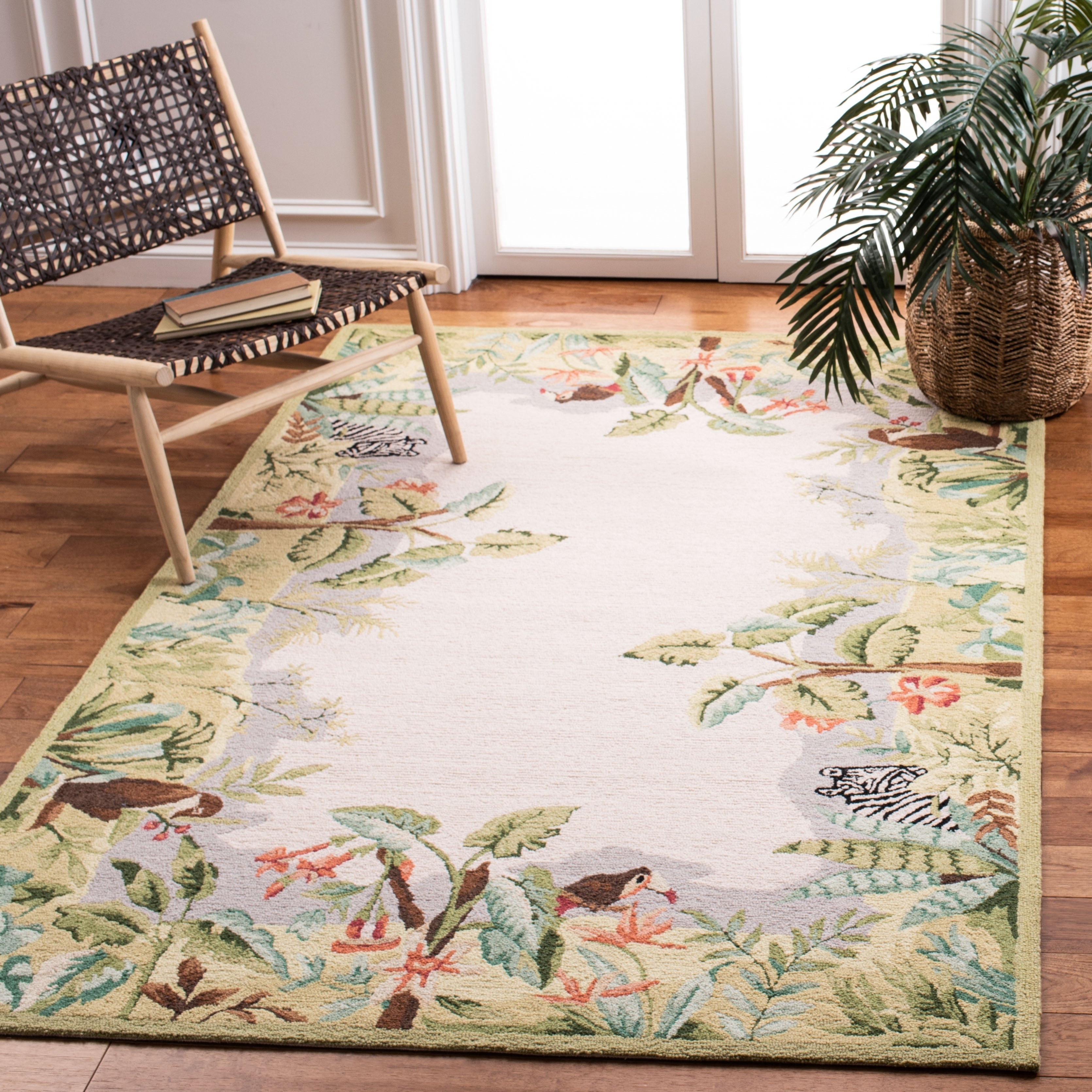 SAFAVIEH Handmade Chelsea Margrieta French Country Wool Rug