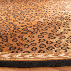 SAFAVIEH Handmade Chelsea Solar Garden Leopard French Country Wool Rug