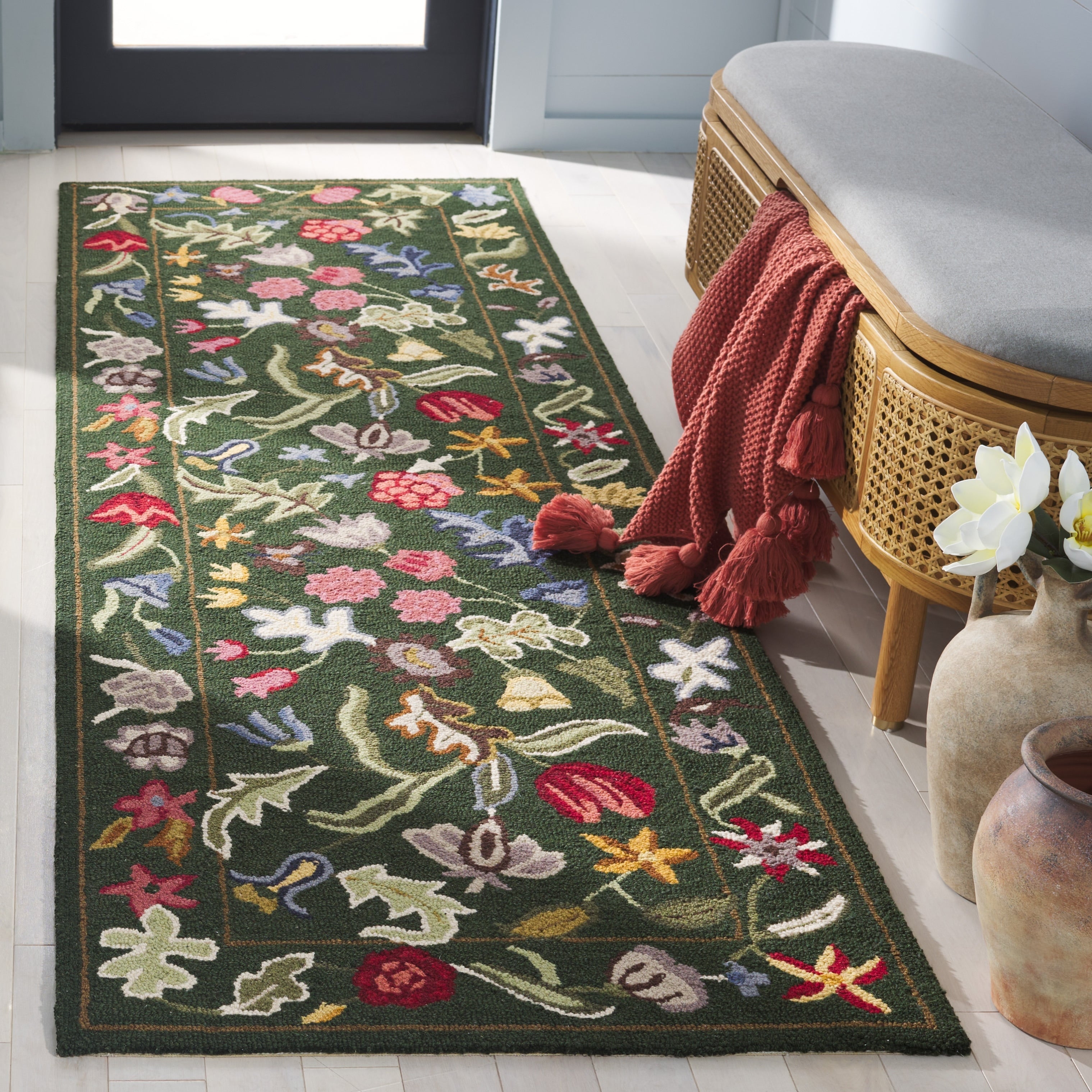SAFAVIEH Handmade Chelsea Todora Oriental Wool Rug