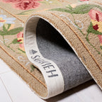 SAFAVIEH Handmade Chelsea Yauhenia French Country Floral Wool Rug