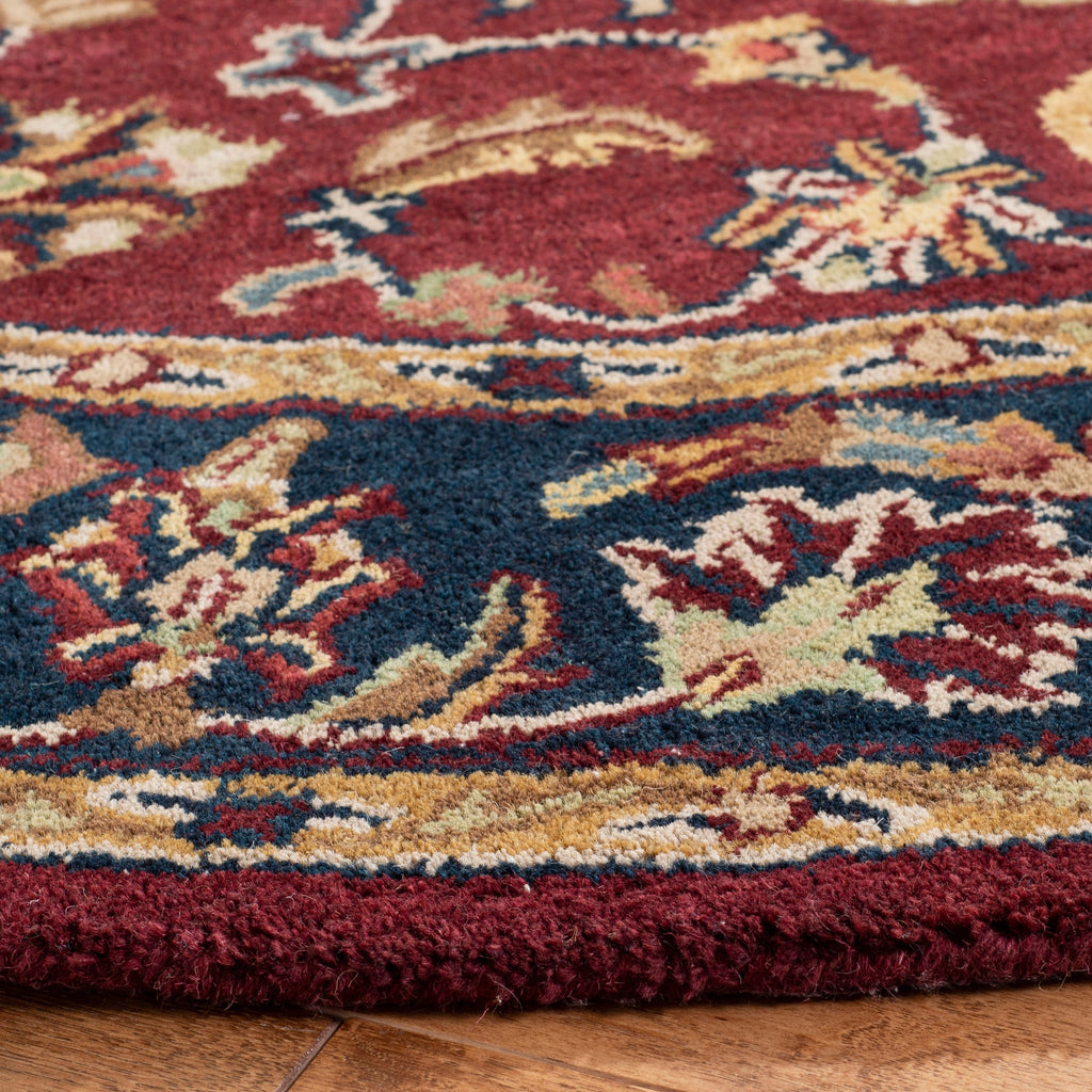 SAFAVIEH Handmade Classic Gordana Traditional Oriental Wool Rug