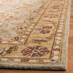 SAFAVIEH Handmade Classic Souheir Traditional Oriental Wool Rug