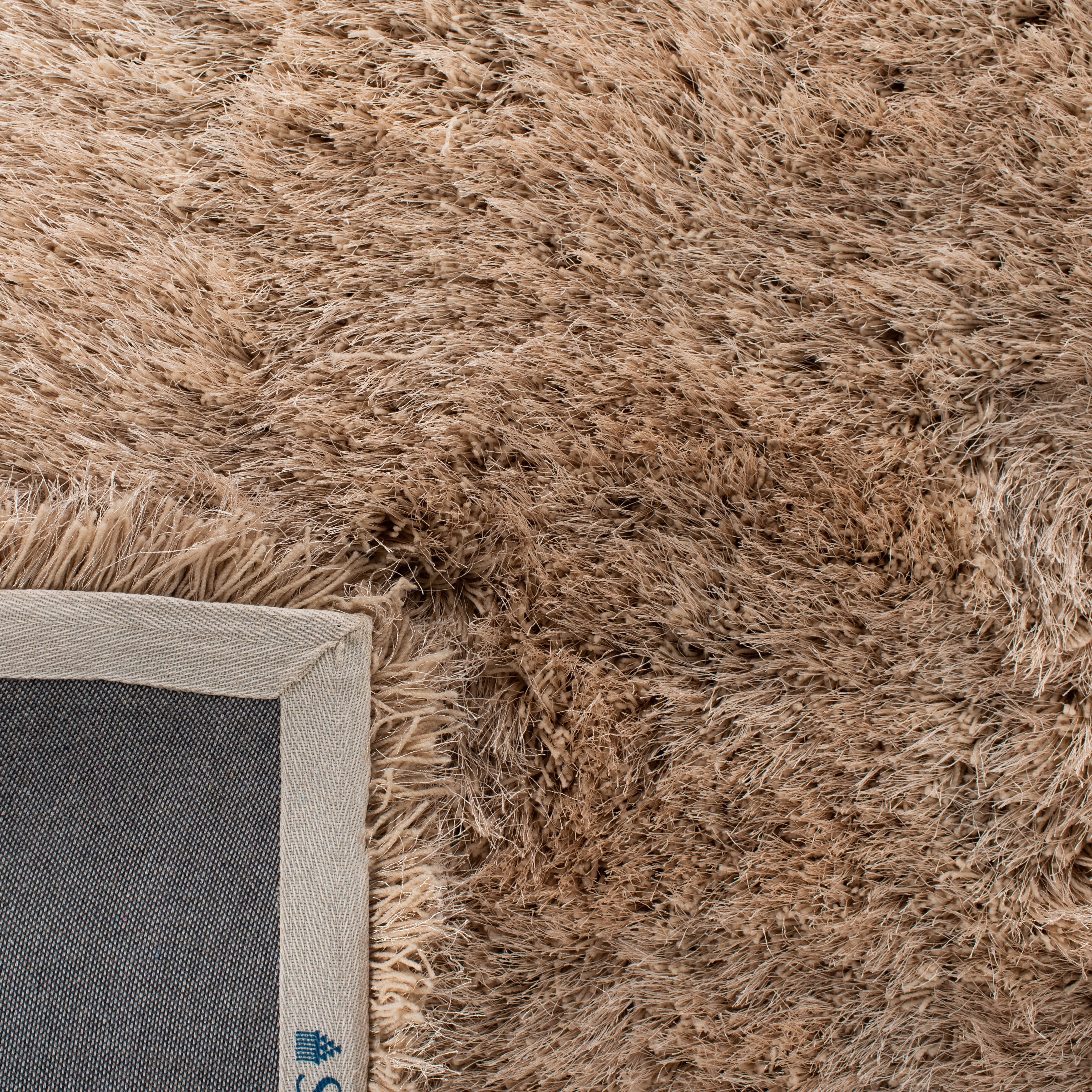 SAFAVIEH Handmade Fiona Shag Djenka 3-inch Thick Rug