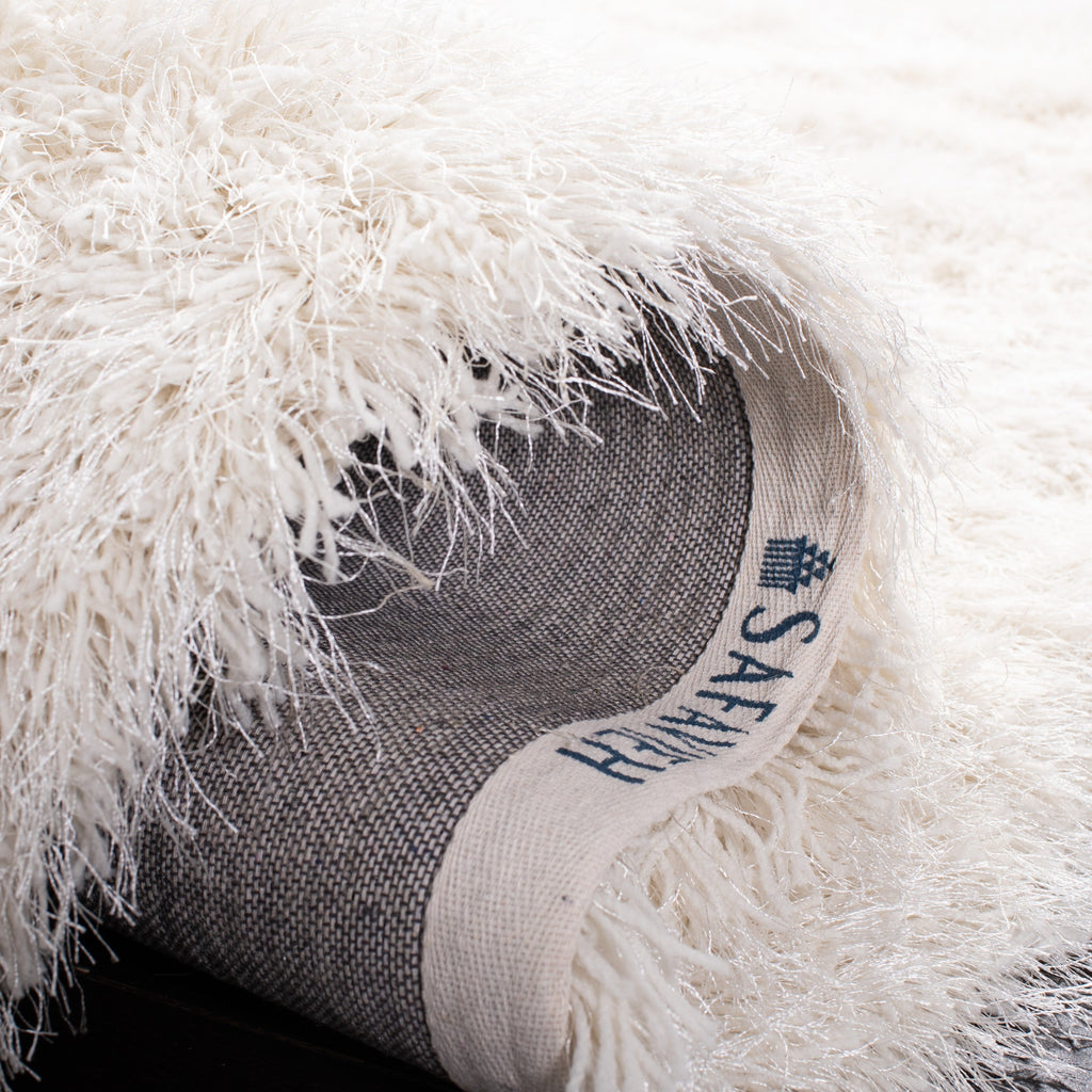 SAFAVIEH Handmade Fiona Shag Djenka 3-inch Thick Rug