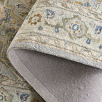 SAFAVIEH Handmade Heritage Hieng Traditional Wool Rug