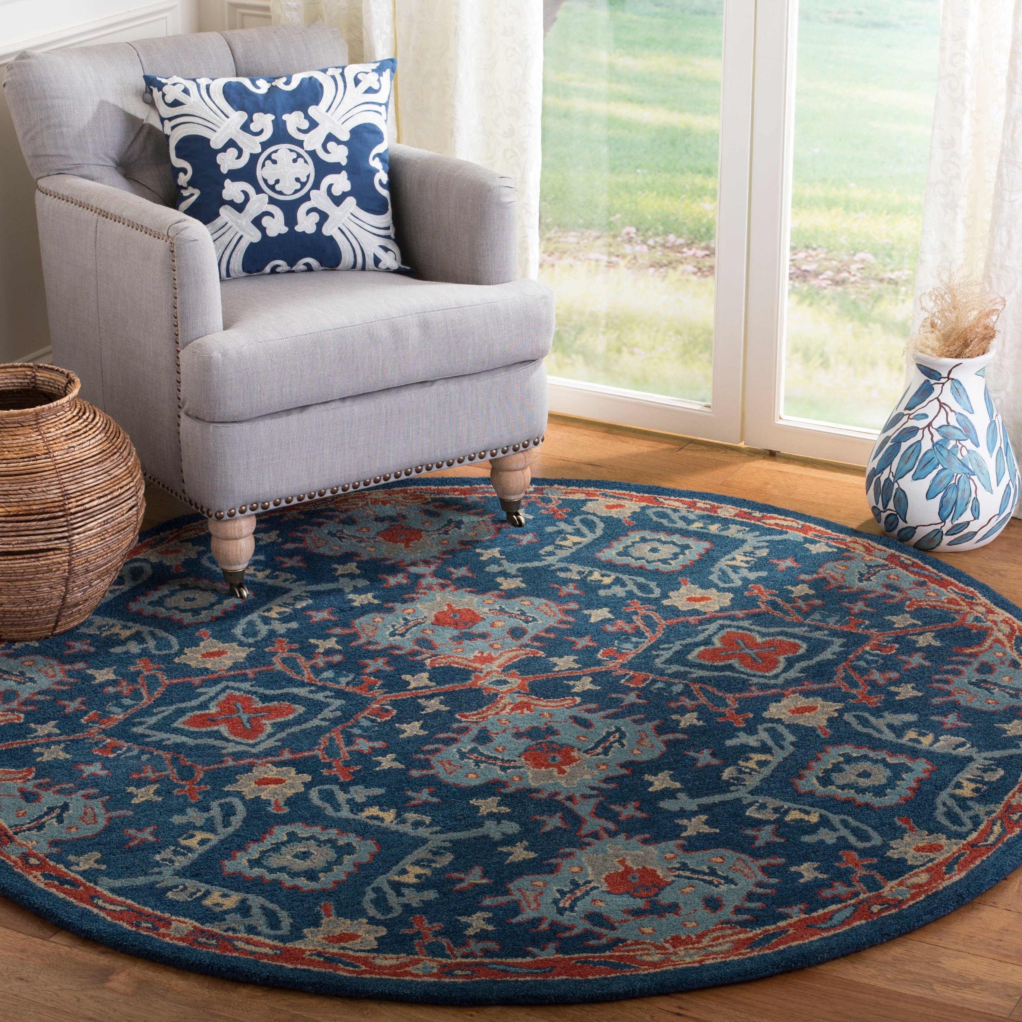 SAFAVIEH Handmade Heritage Pauliina Traditional Oriental Wool Rug