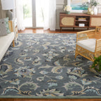 SAFAVIEH Handmade Jardin Aase Country Floral Wool Rug