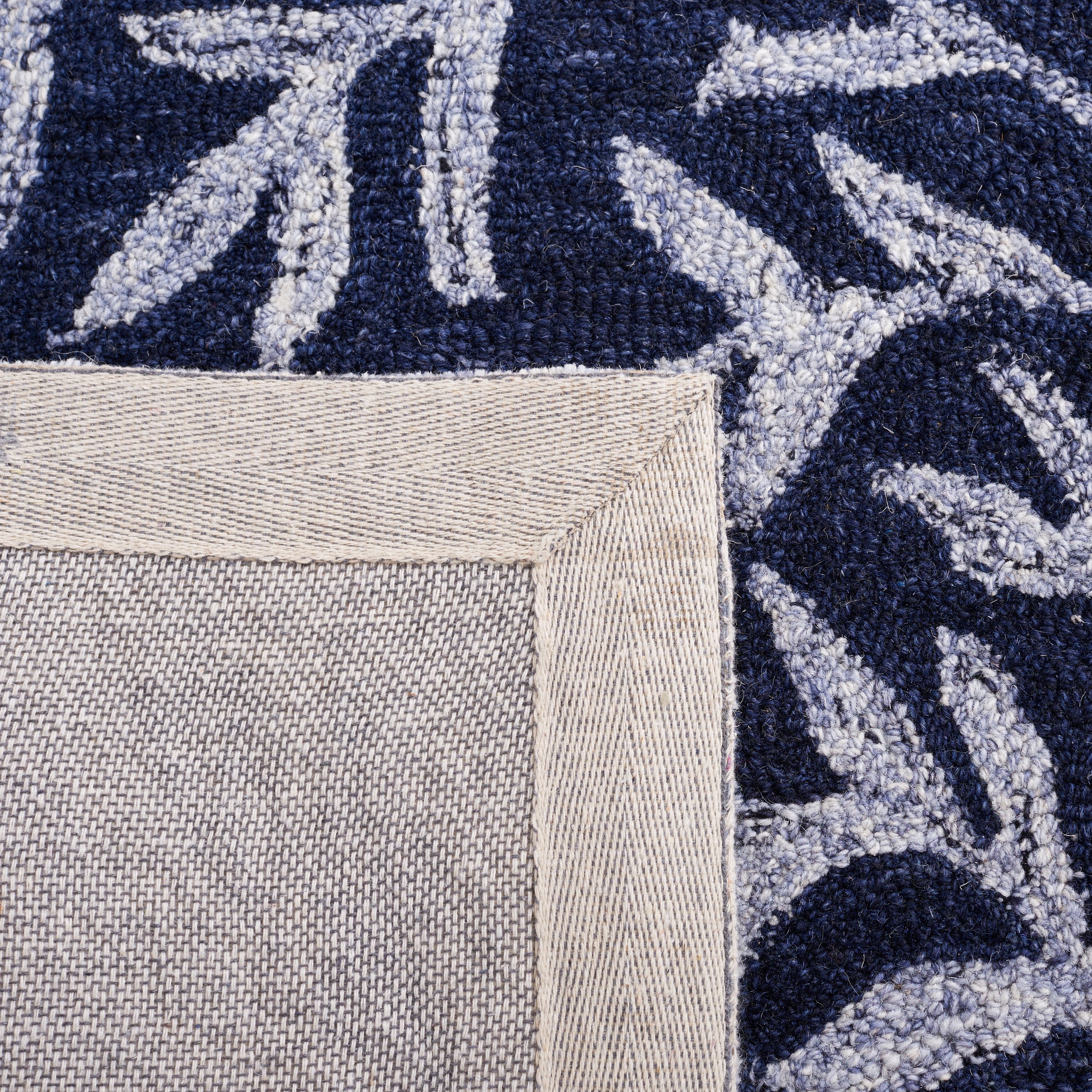 SAFAVIEH Handmade Jardin Mariegret Wool Rug