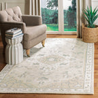 SAFAVIEH Handmade Micro-Loop Selveta Wool Rug