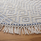 SAFAVIEH Handmade Natura Estel Wool Fringe Rug